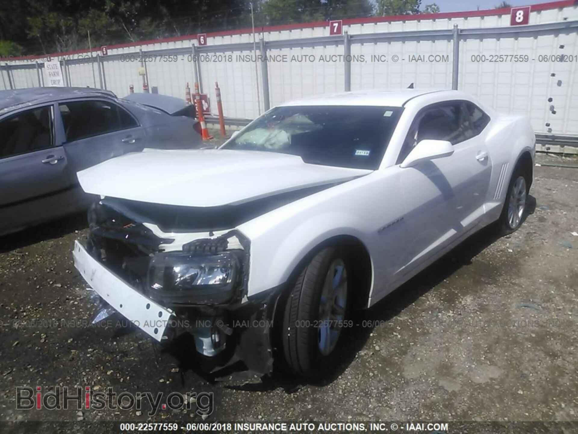 2014 Chevrolet Camaro - VIN: 2G1FB1E35E9213366 - Фото 2