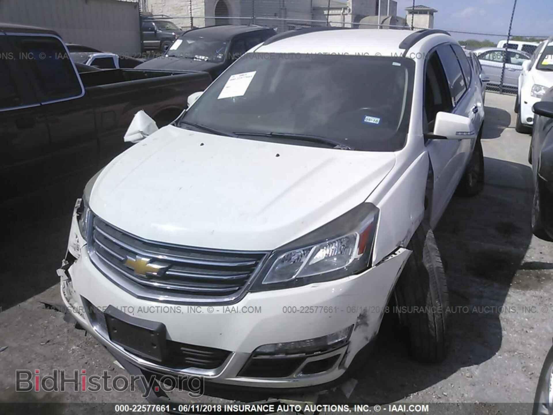 2013 Chevrolet Traverse - VIN: 1GNKVGKD2DJ188076 - Фото 2