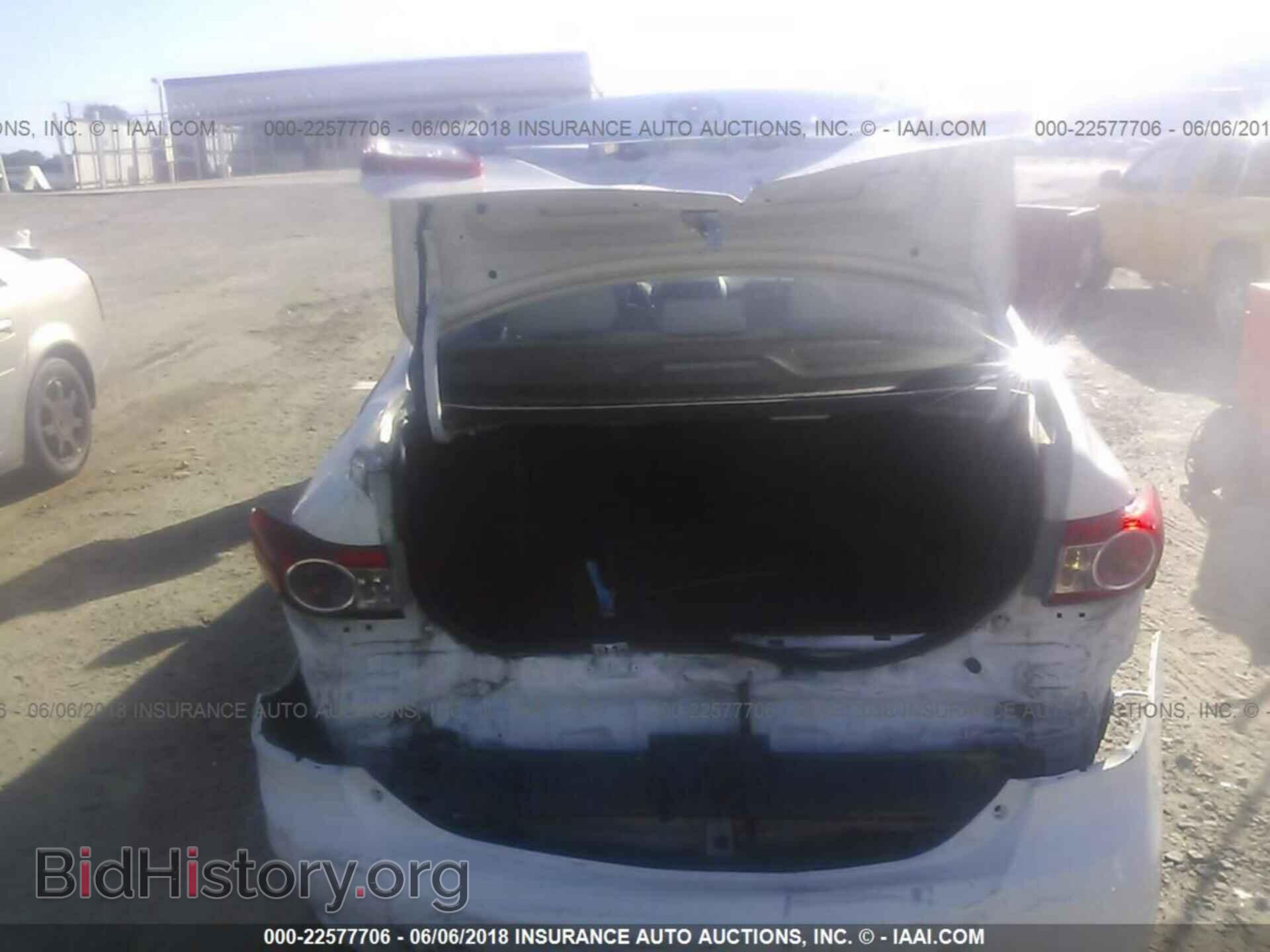 2011 Toyota Corolla - VIN: 2T1BU4EEXBC695377 - Photo 6