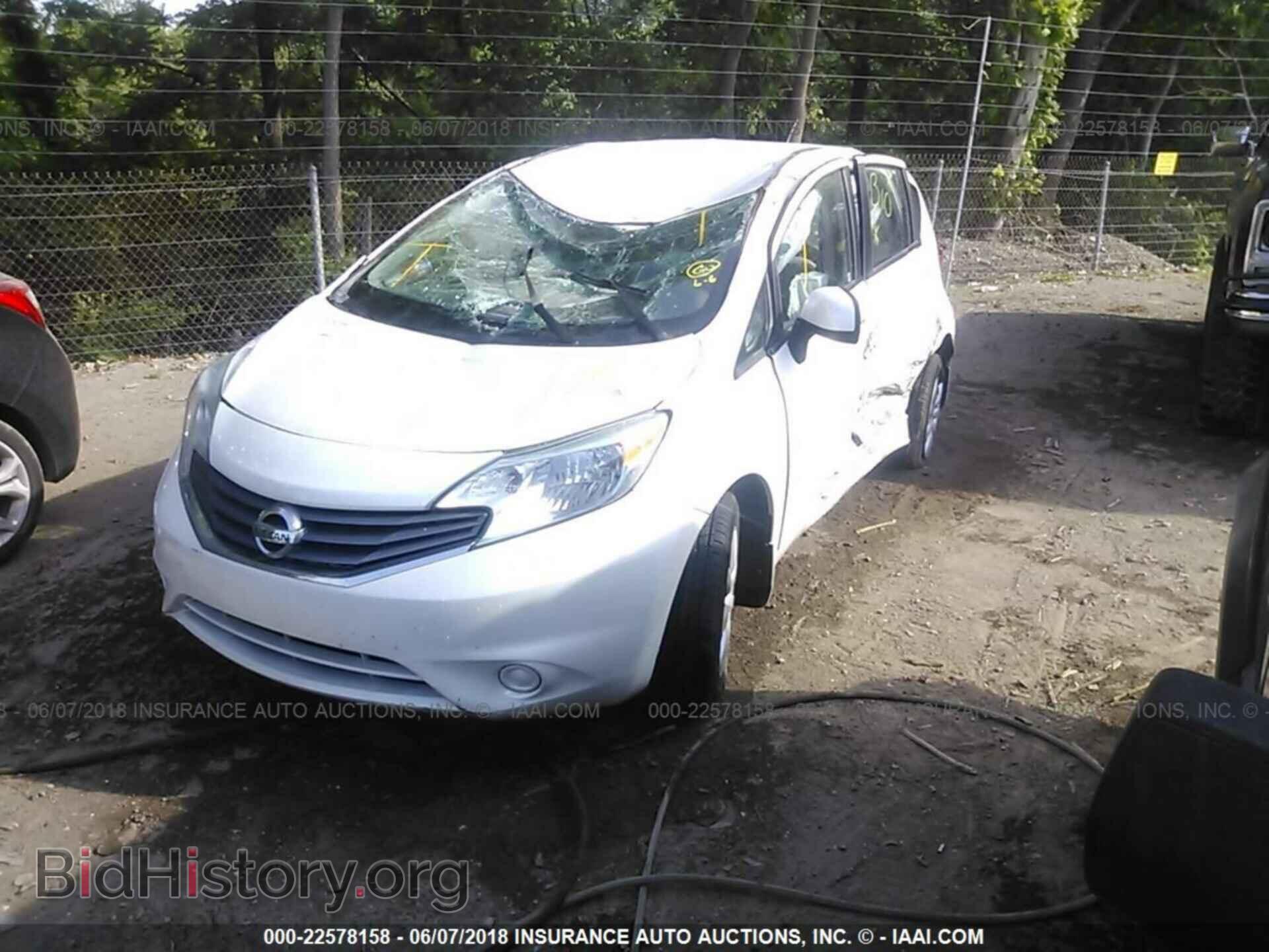 2014 Nissan Versa note - VIN: 3N1CE2CP8EL406186 - Photo 2