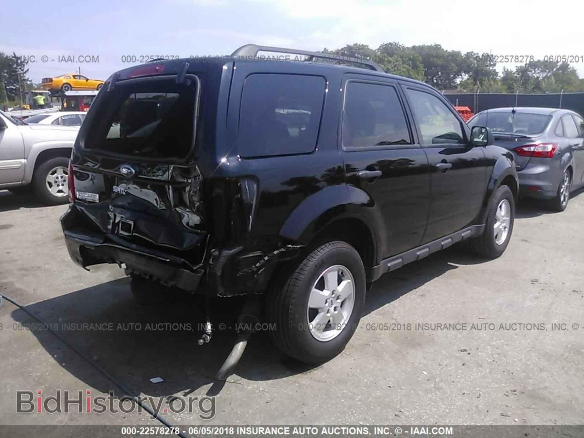2012 Ford Escape - VIN: 1FMCU0D7XCKA26411 - Photo 4