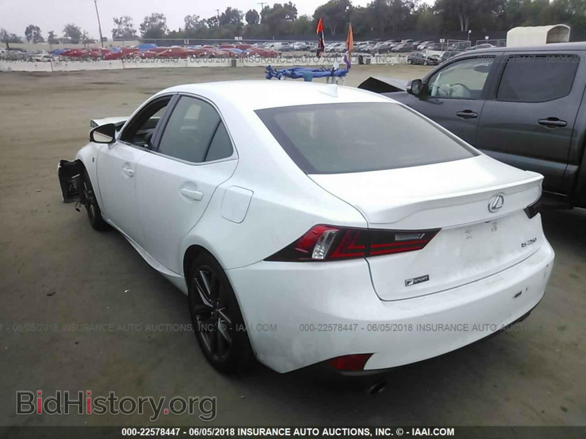 2015 Lexus Is - VIN: JTHBF1D28F5062605 - Photo 3