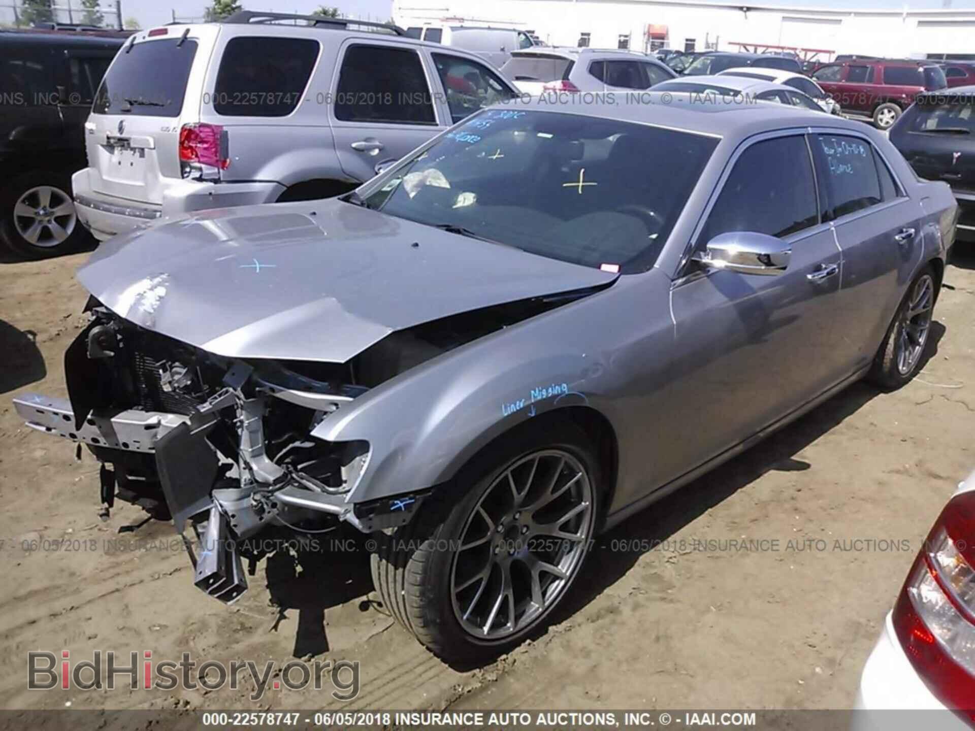 2014 Chrysler 300c - VIN: 2C3CCAEG3EH221034 - Фото 2