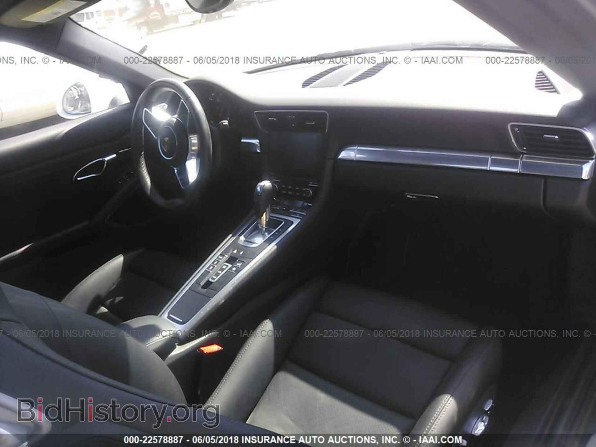 2017 Porsche 911 - VIN: WP0AA2A95HS106146 - Photo 5