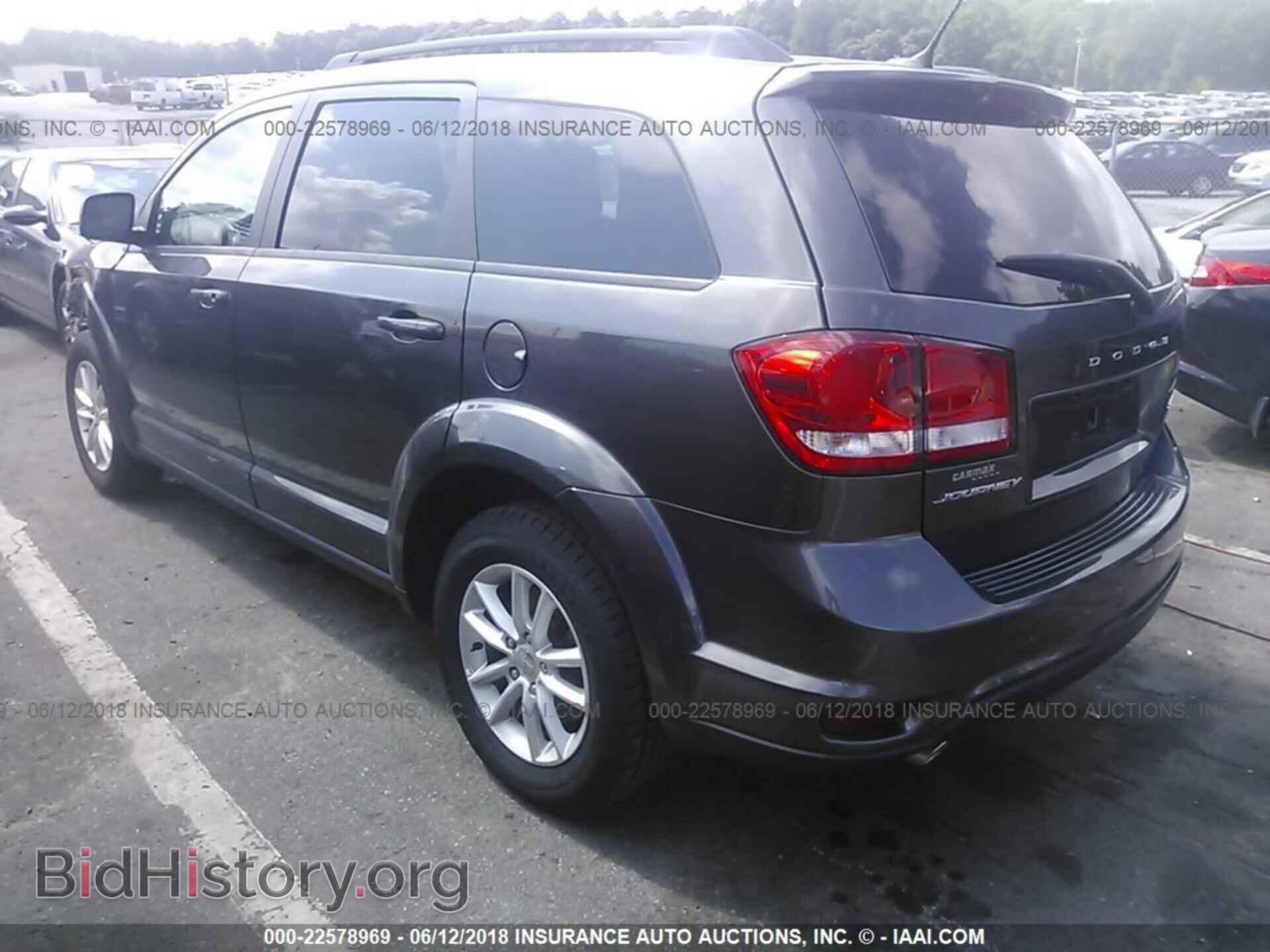 2017 Dodge Journey - VIN: 3C4PDCBGXHT510479 - Photo 3