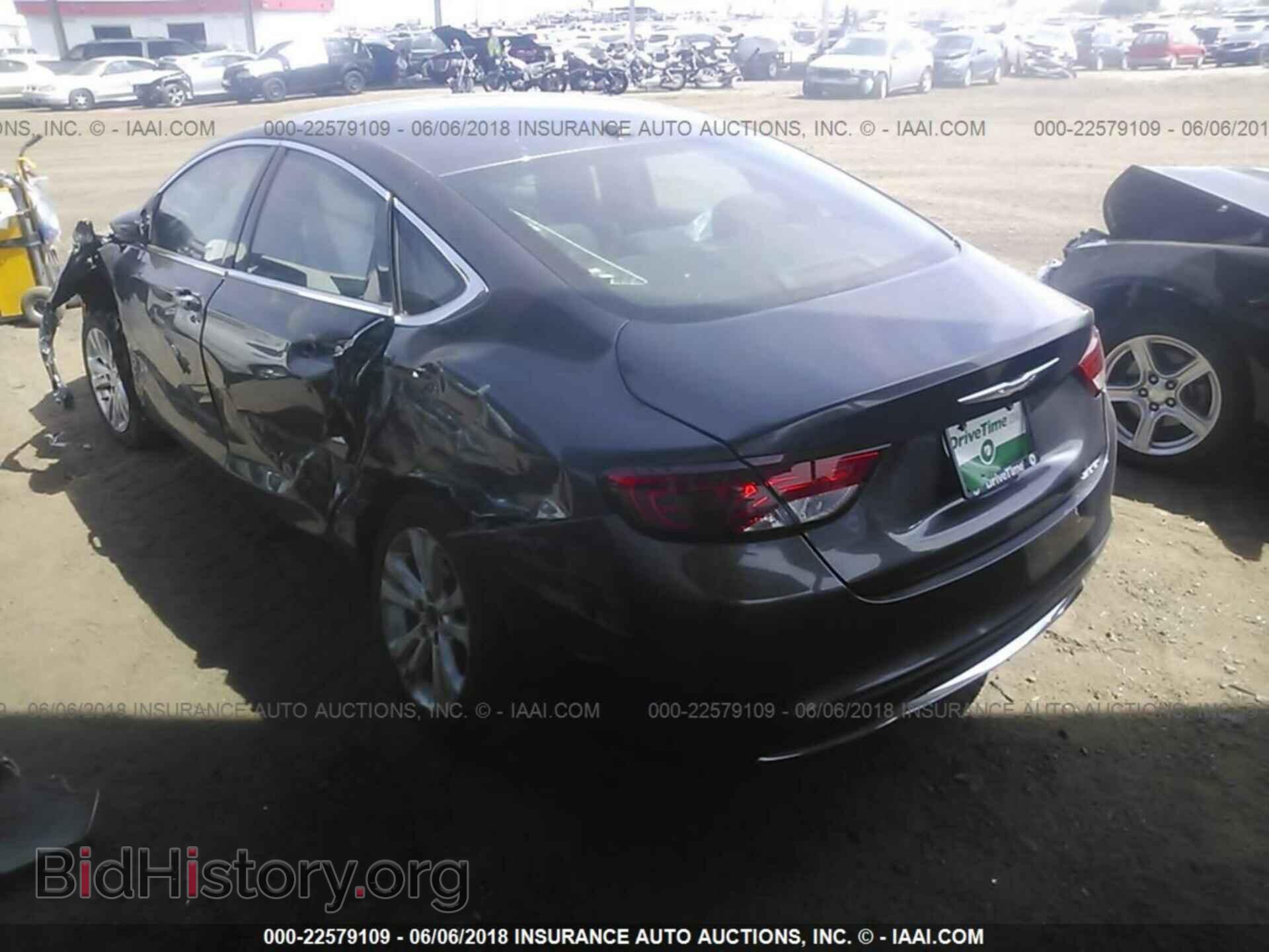 2015 Chrysler 200 - VIN: 1C3CCCAB4FN714980 - Photo 3