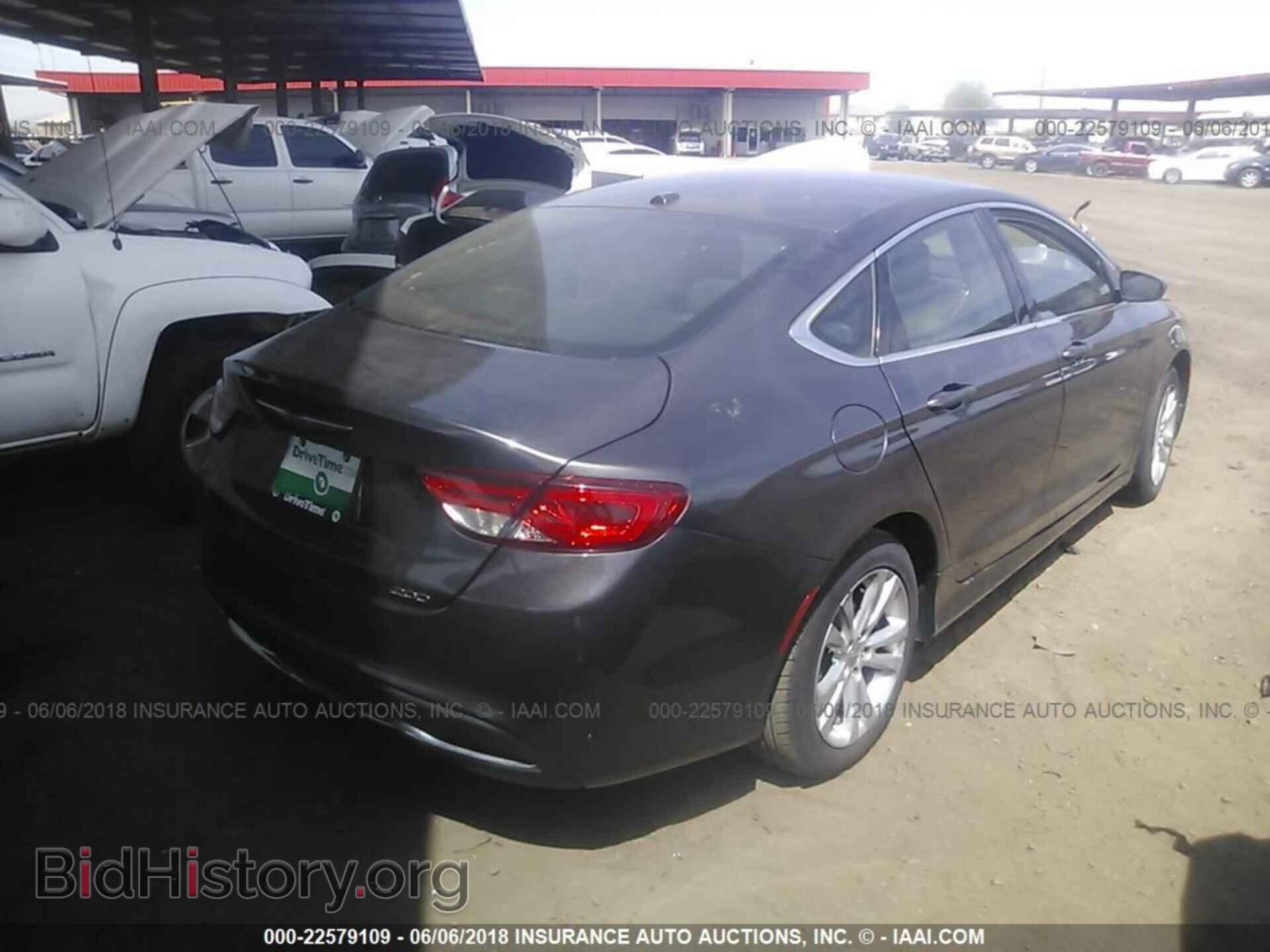 2015 Chrysler 200 - VIN: 1C3CCCAB4FN714980 - Photo 4