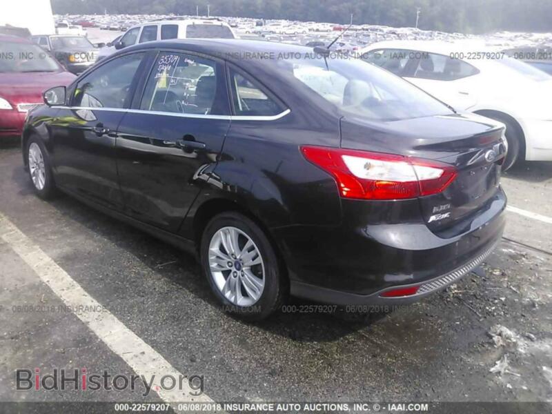2012 Ford FOCUS (VIN 1FAHP3H25CL405950) — фото 3 из 10