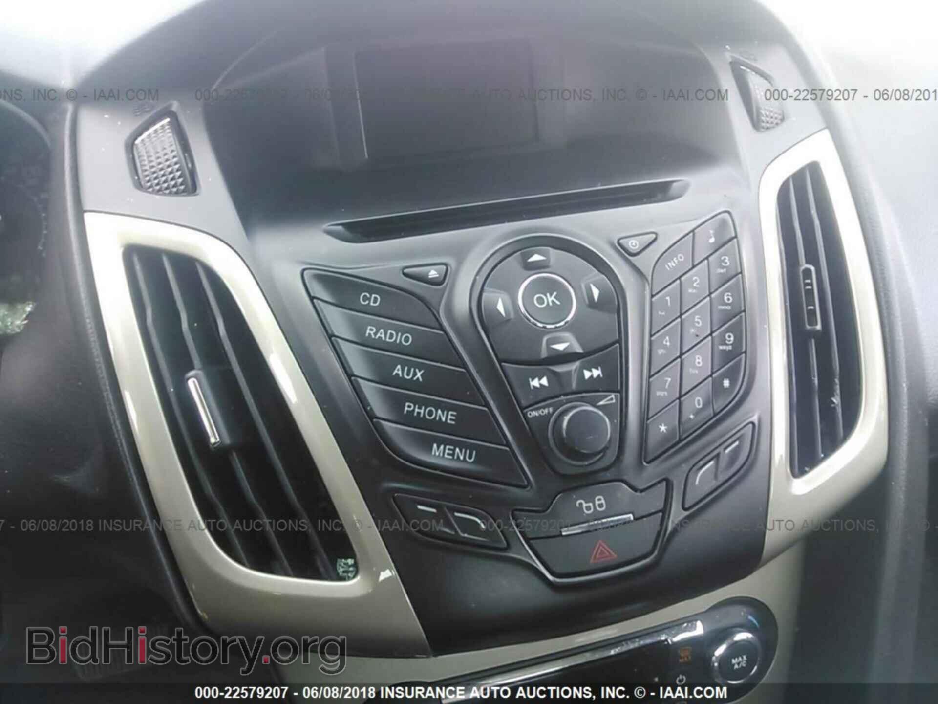 2012 Ford Focus - VIN: 1FAHP3H25CL405950 - Photo 6
