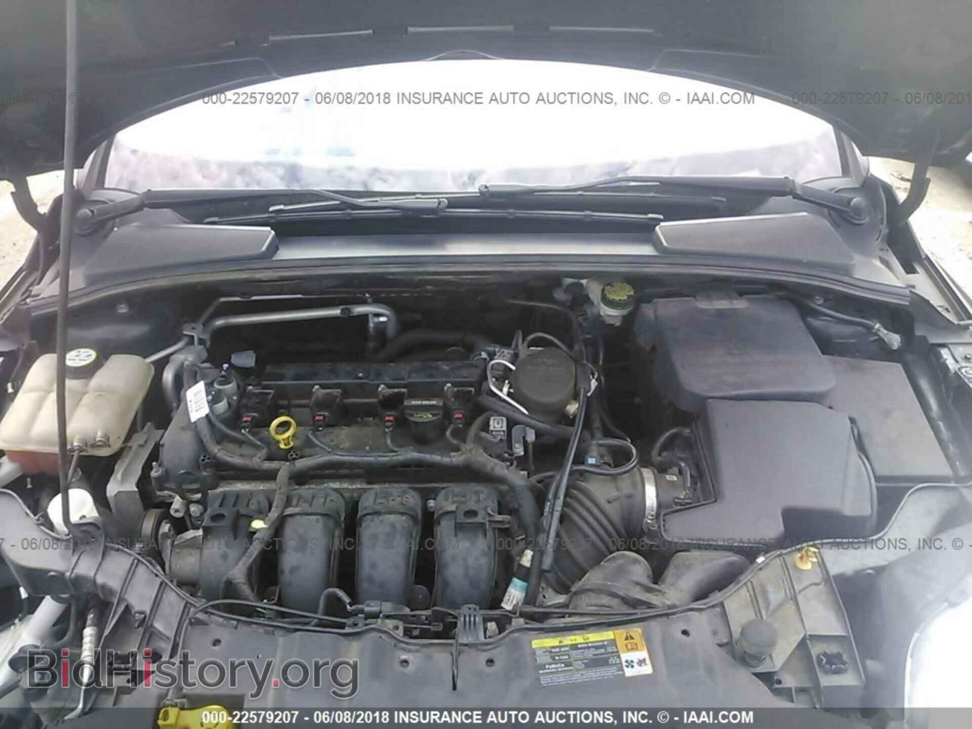 2012 Ford Focus - VIN: 1FAHP3H25CL405950 - Photo 10