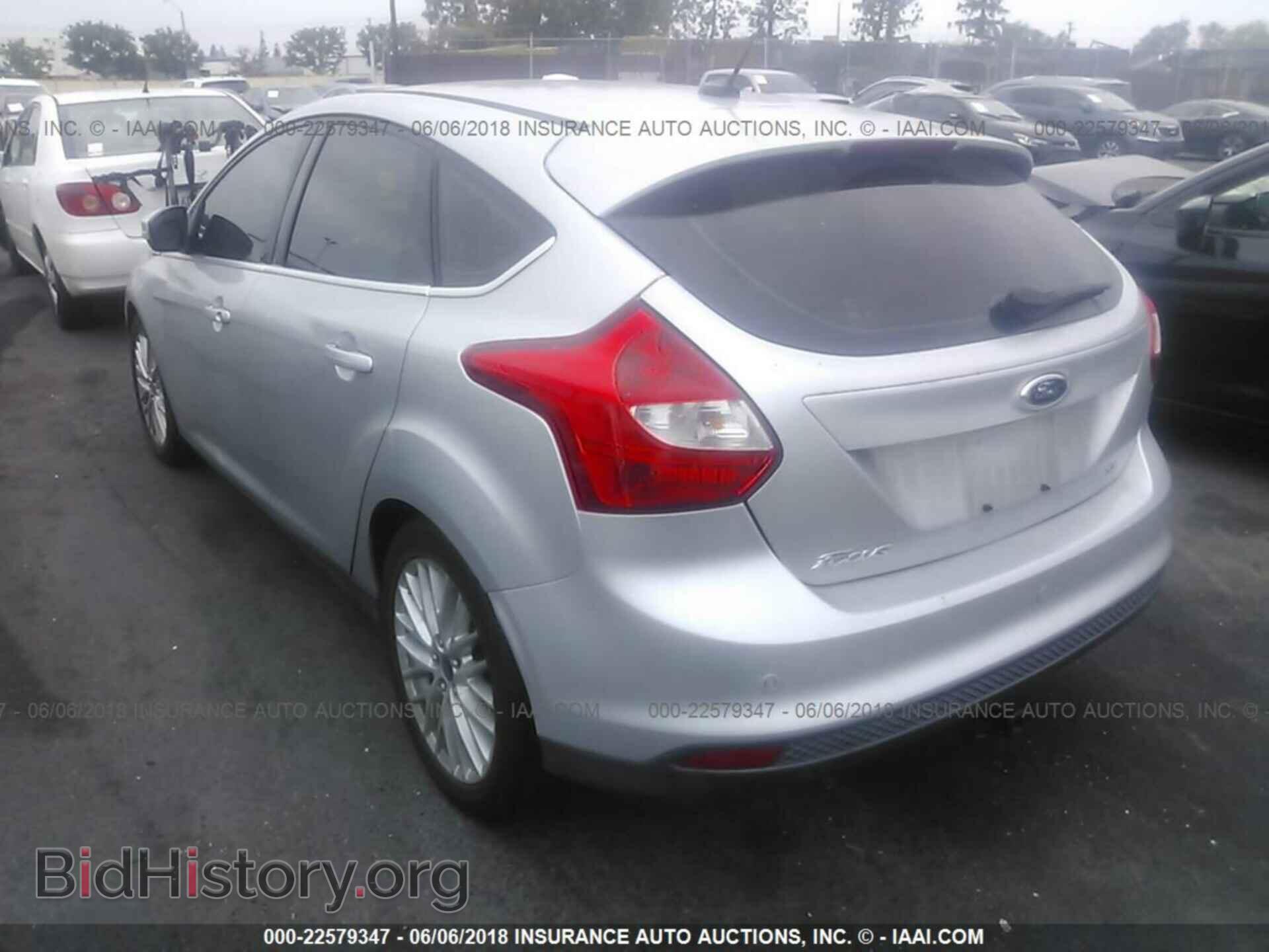 2012 Ford Focus - VIN: 1FAHP3M28CL210866 - Фото 3