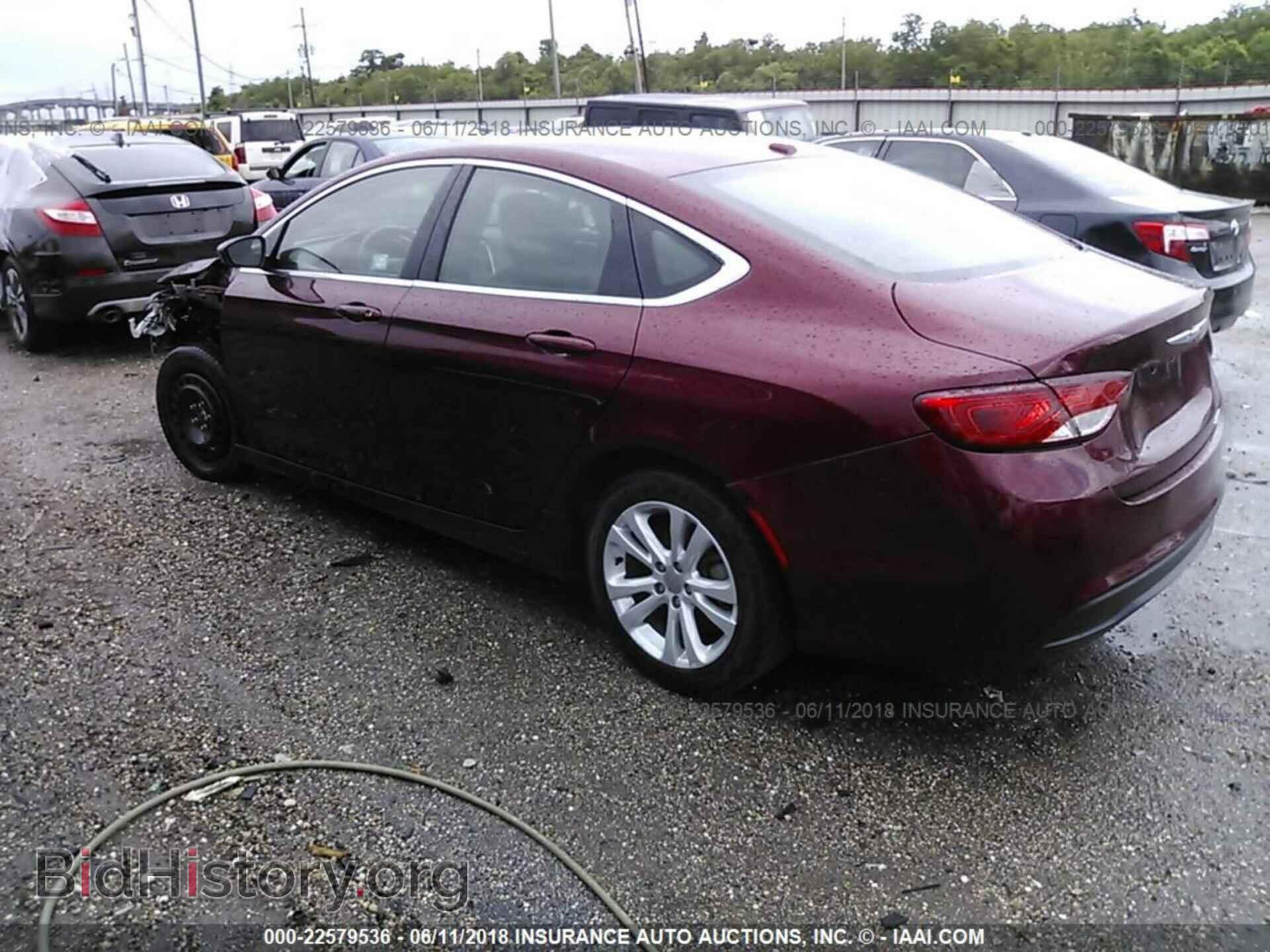 2015 Chrysler 200 - VIN: 1C3CCCAB9FN640097 - Photo 3