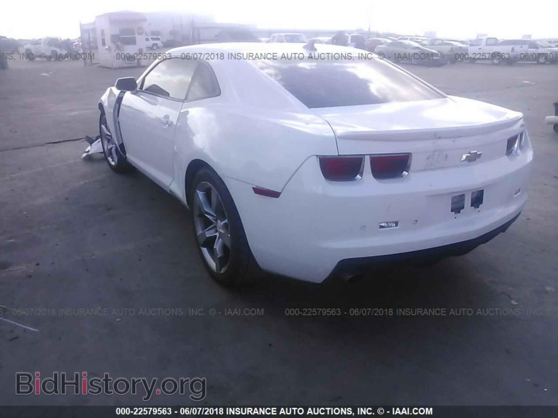 2011 Chevrolet Camaro - VIN: 2G1FC1ED7B9193090 - Фото 3