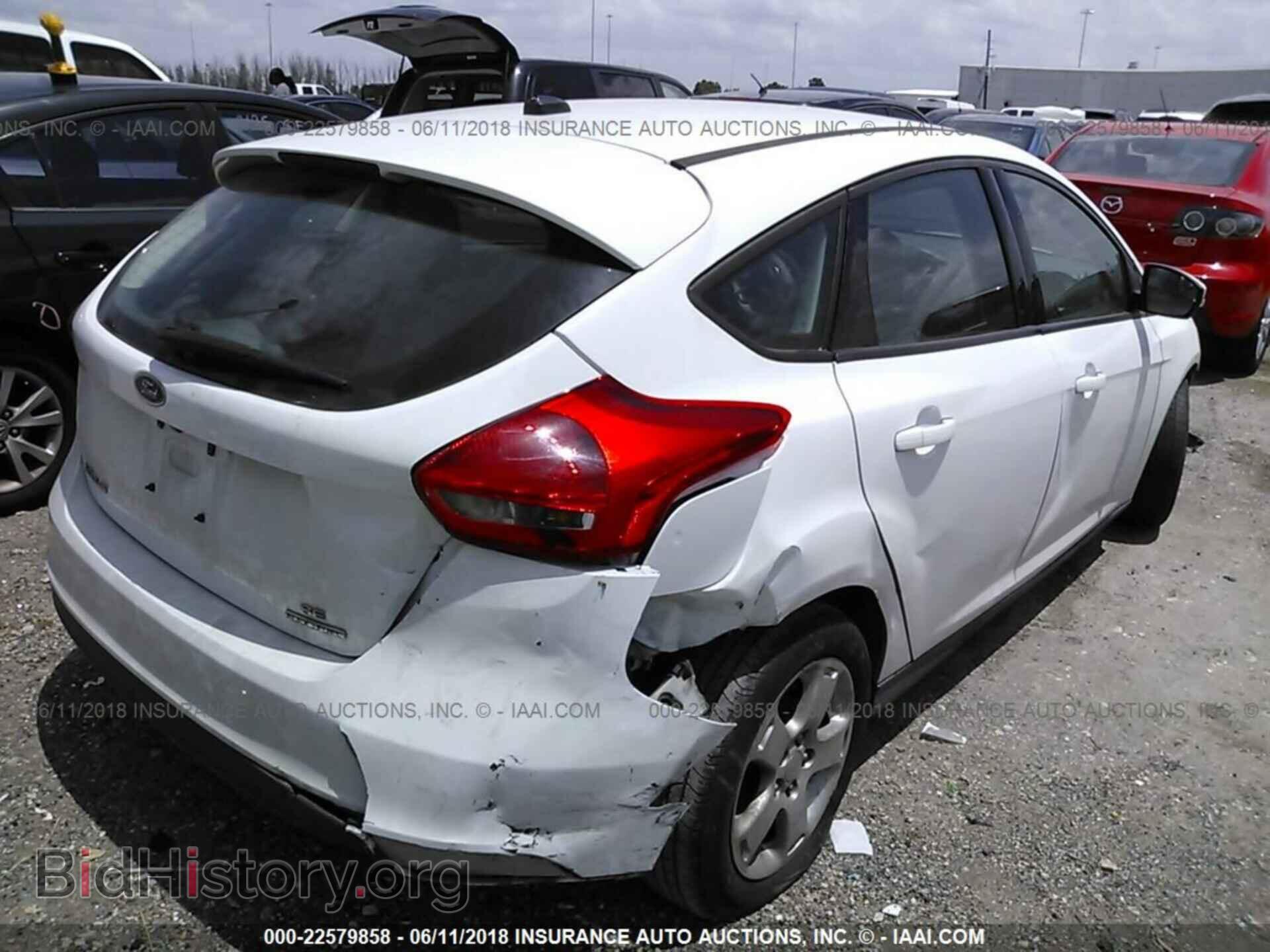 2016 Ford Focus - VIN: 1FADP3K28GL204539 - Фото 4