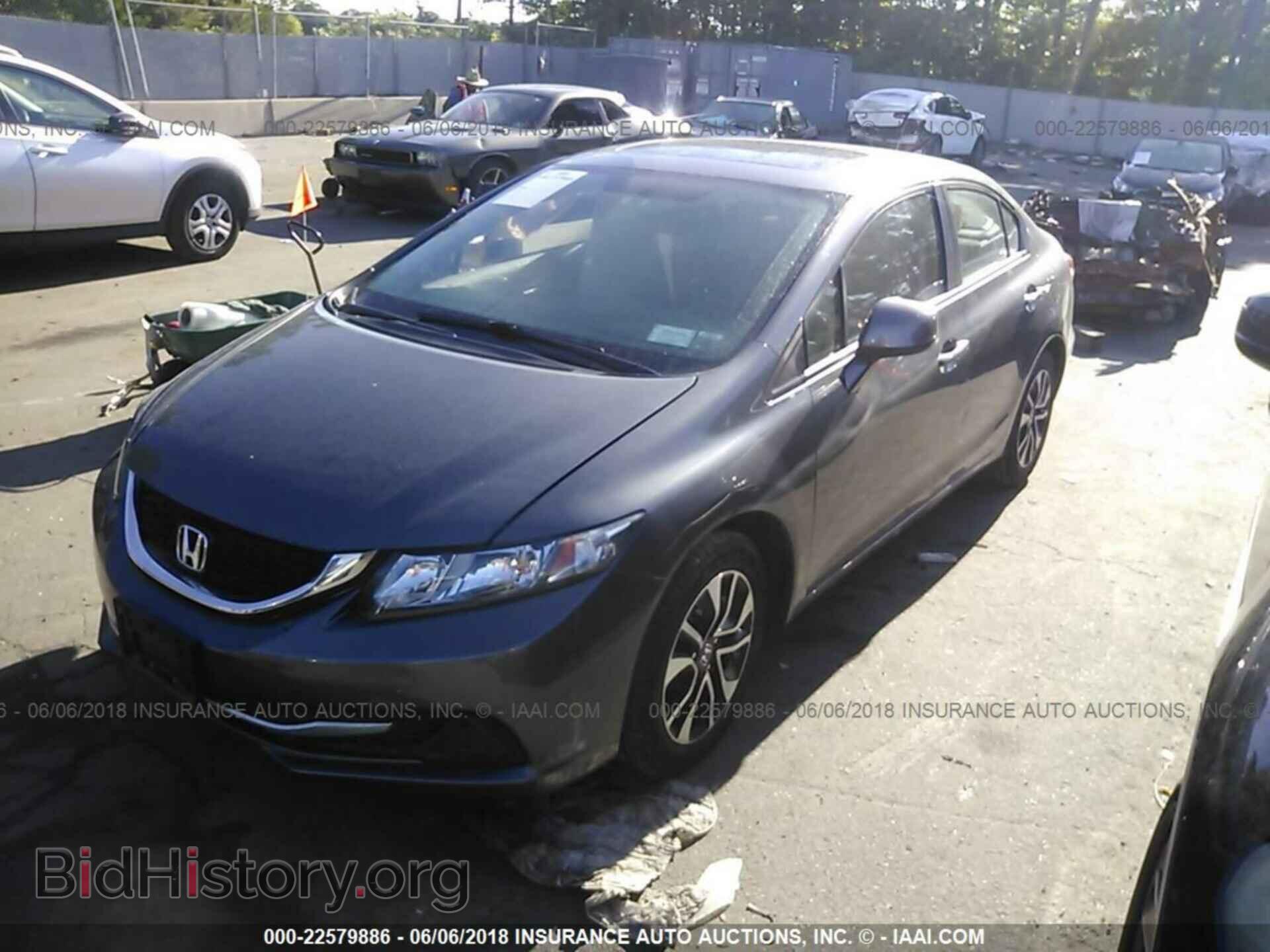 2013 Honda Civic - VIN: 19XFB2F85DE269153 - Photo 2