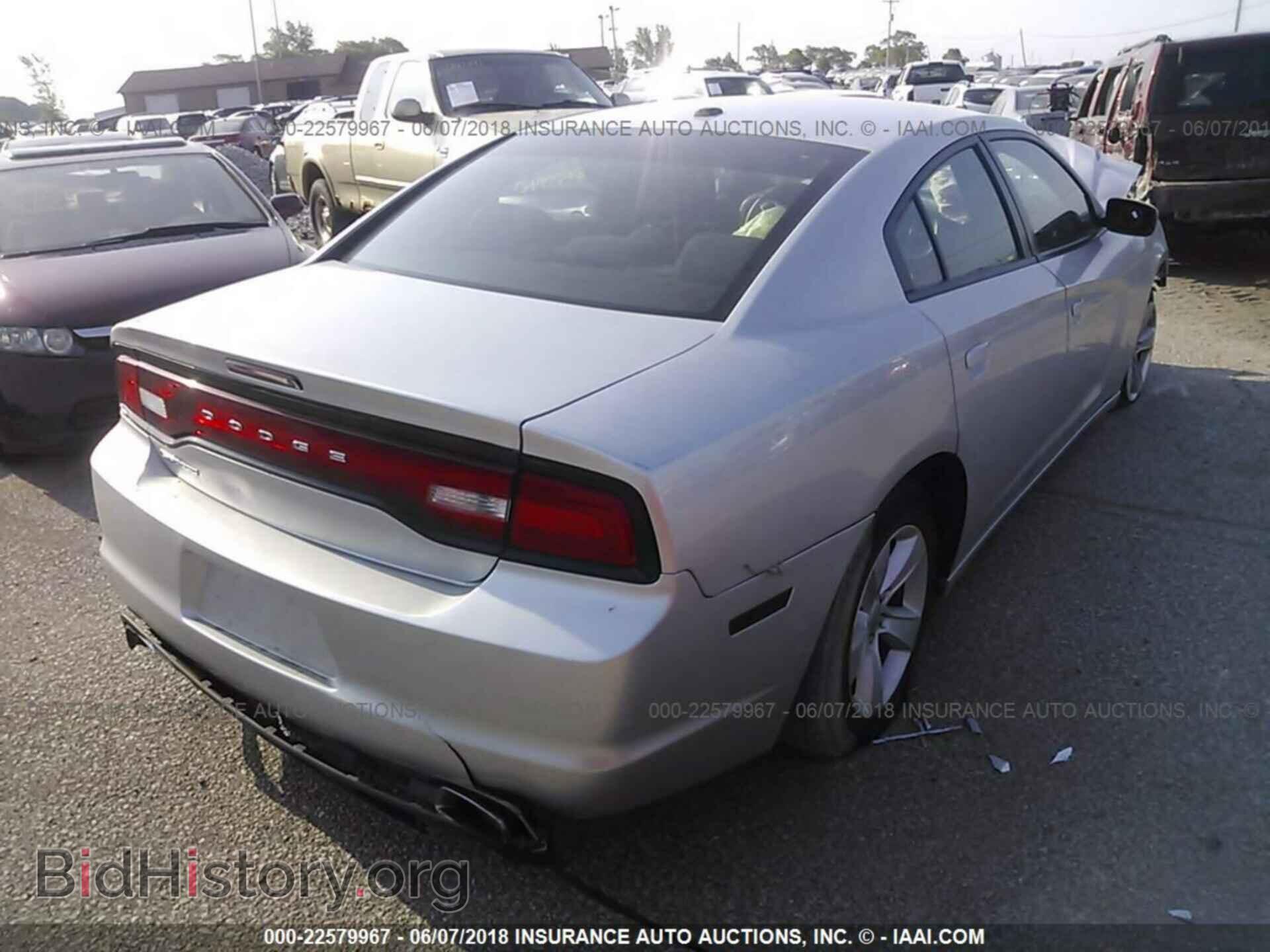 2012 Dodge Charger - VIN: 2C3CDXBG8CH177601 - Фото 4