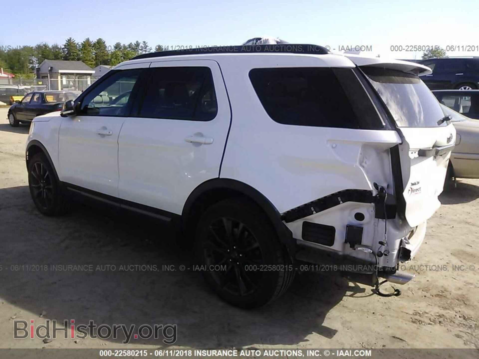 2017 Ford Explorer - VIN: 1FM5K8D83HGA39856 - Photo 3