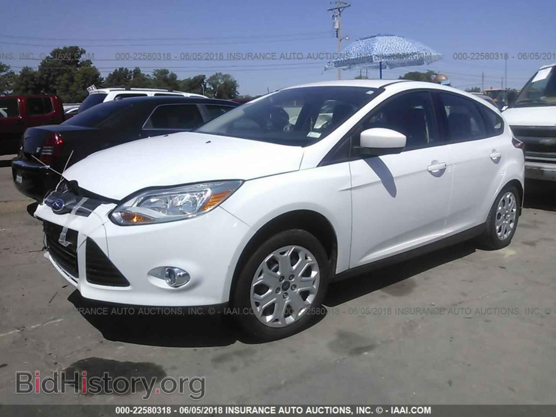 2012 Ford Focus - VIN: 1FAHP3K27CL226253 - Photo 2