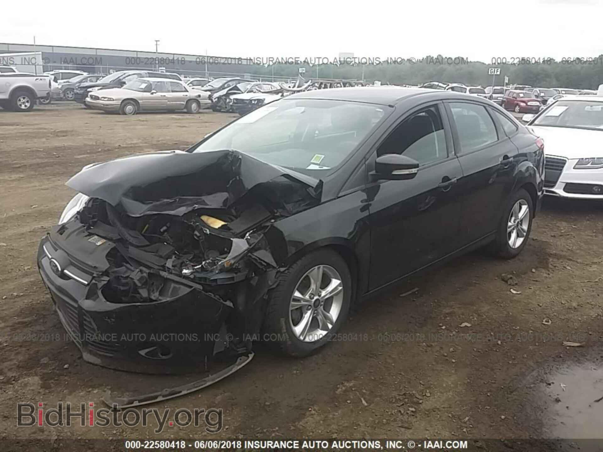 2014 Ford Focus - VIN: 1FADP3F20EL310359 - Фото 2