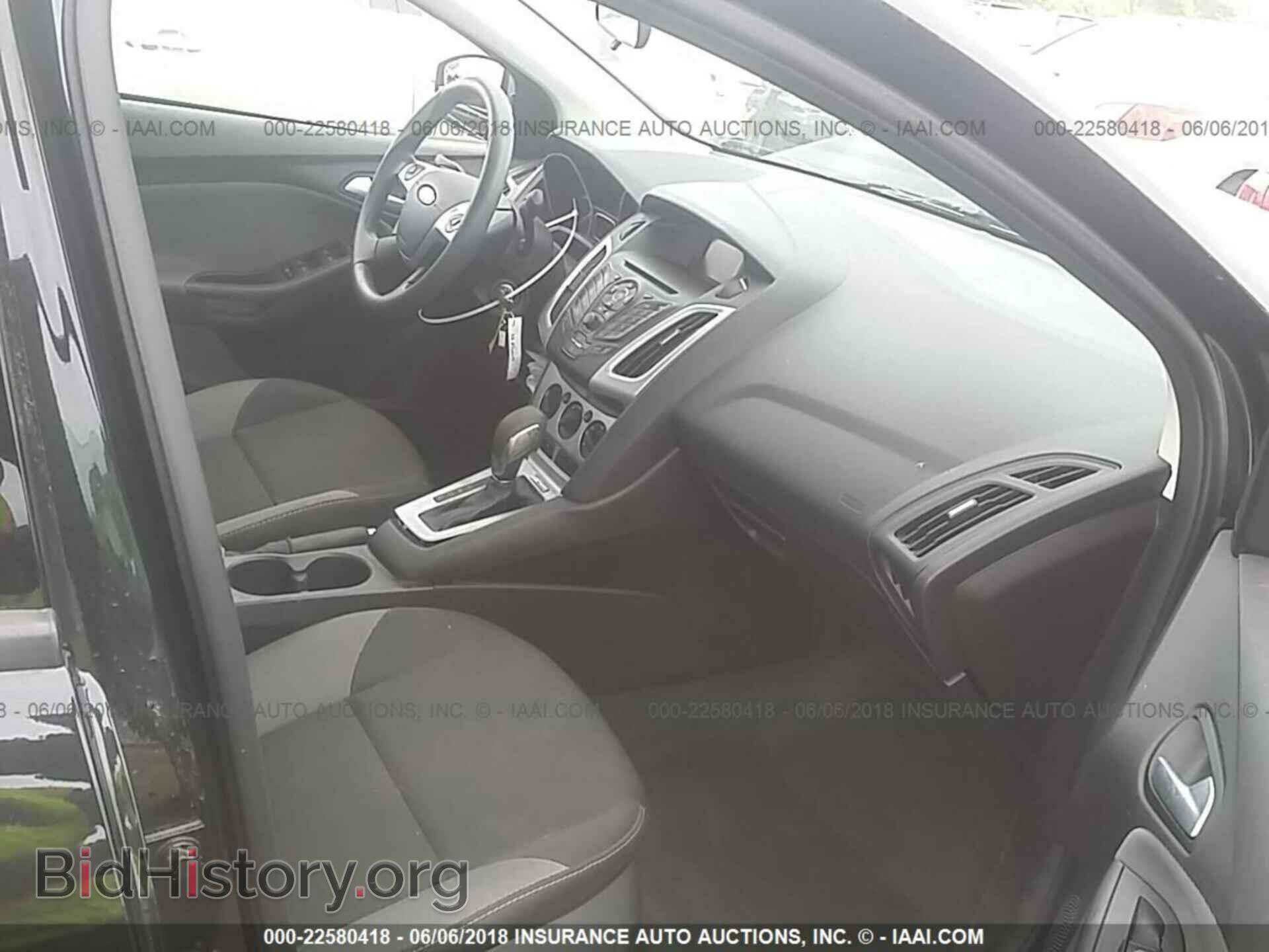 2014 Ford Focus - VIN: 1FADP3F20EL310359 - Фото 5