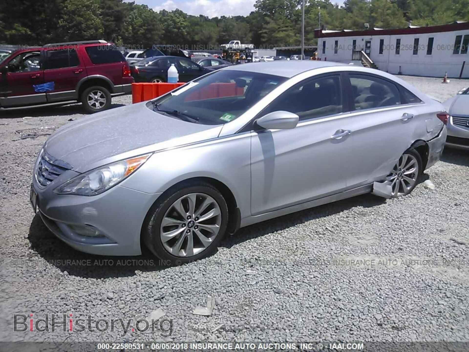 2012 Hyundai Sonata - VIN: 5NPEC4AC6CH412895 - Photo 2