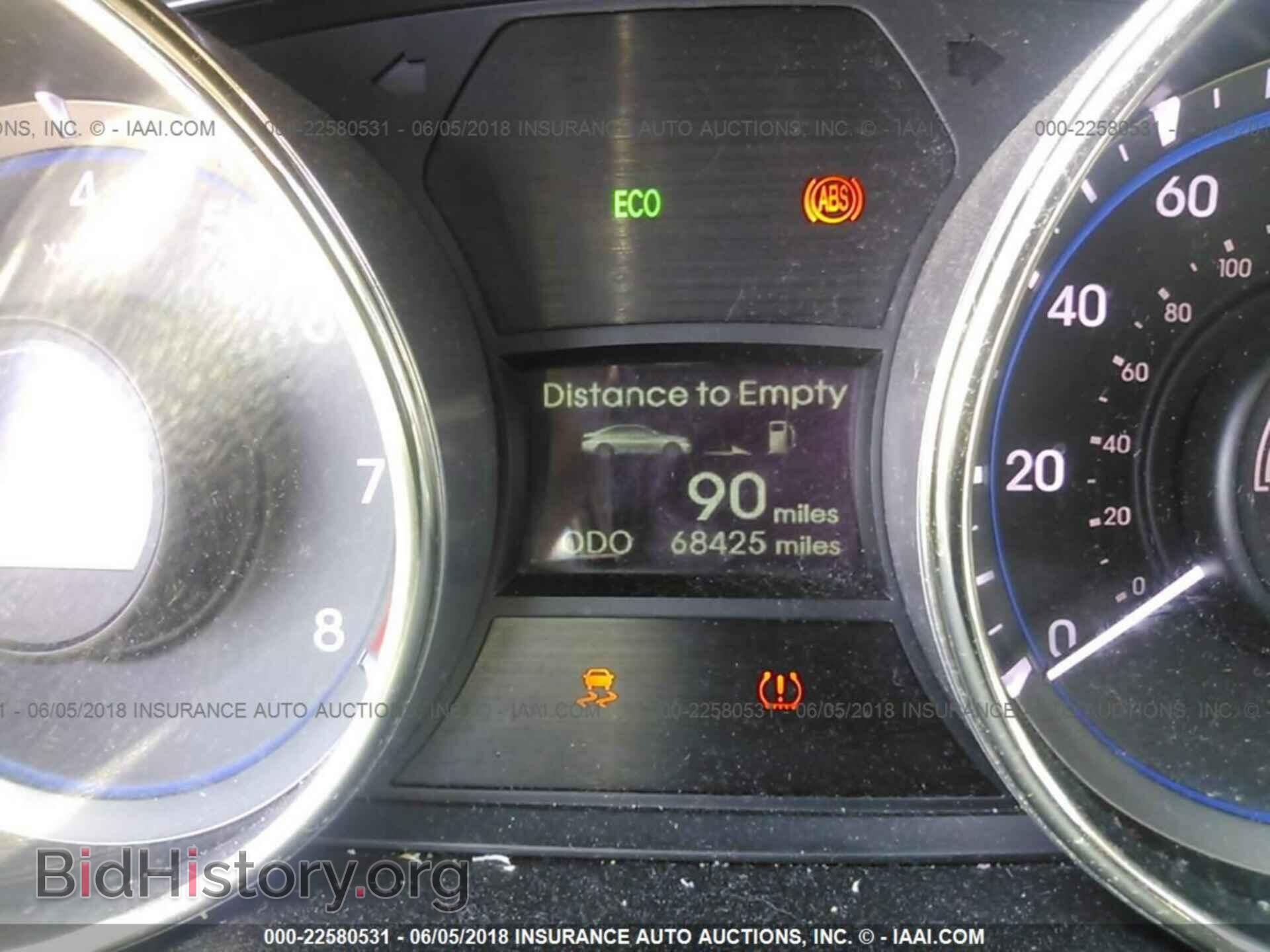 2012 Hyundai Sonata - VIN: 5NPEC4AC6CH412895 - Photo 7