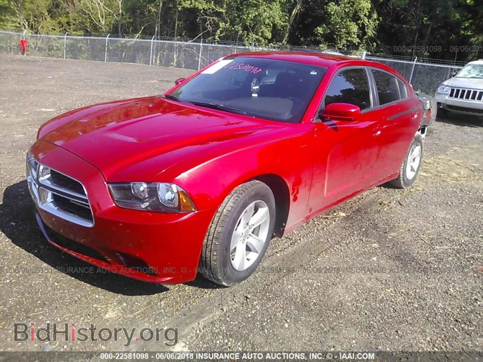2013 Dodge Charger - VIN: 2C3CDXBG3DH526049 - Фото 2