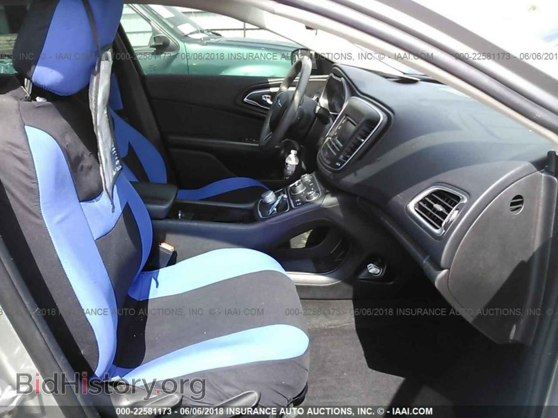 2015 Chrysler 200 - VIN: 1C3CCCAB7FN571099 - Photo 5