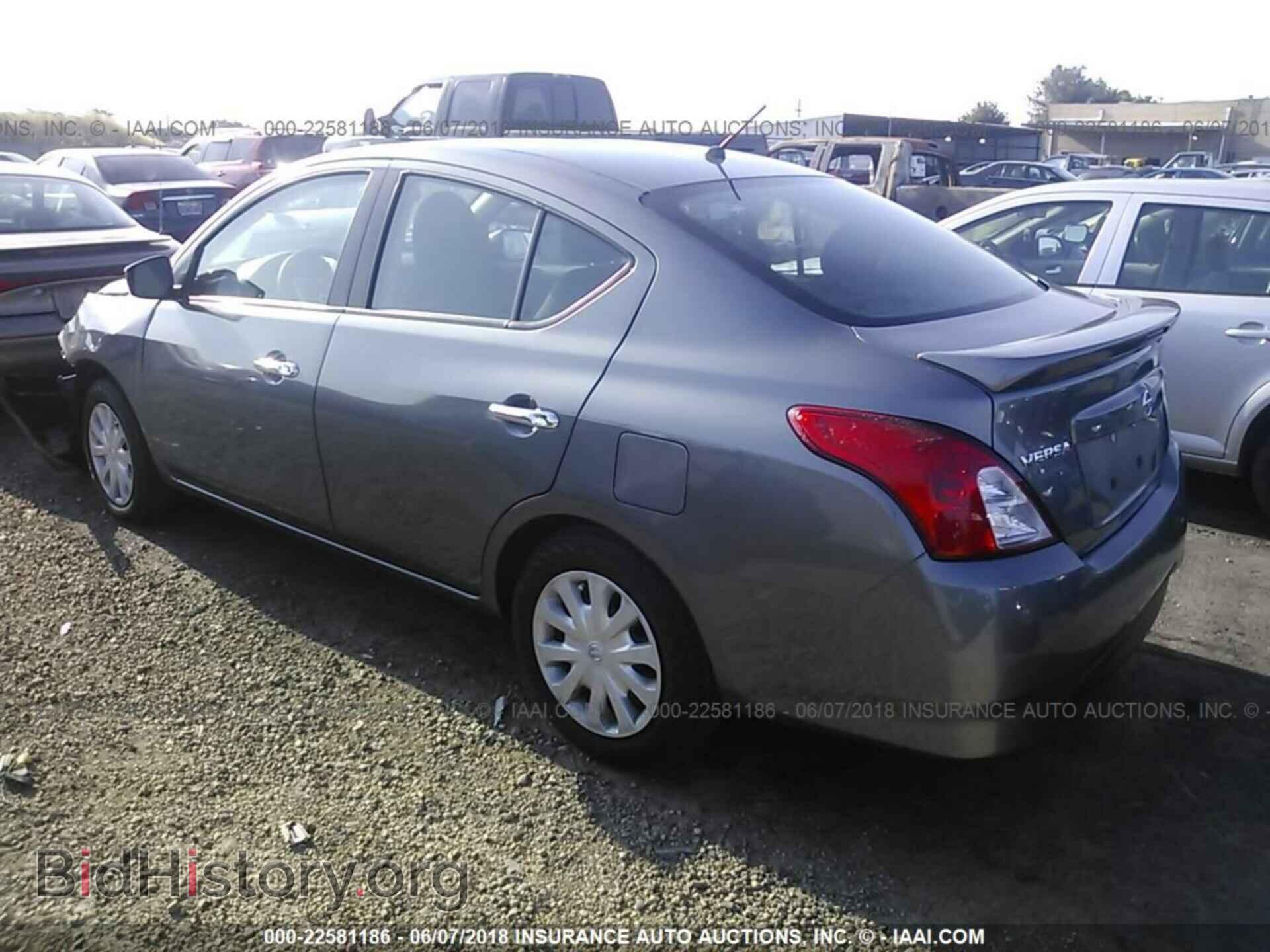 2016 Nissan Versa - VIN: 3N1CN7AP1GL916916 - Photo 3