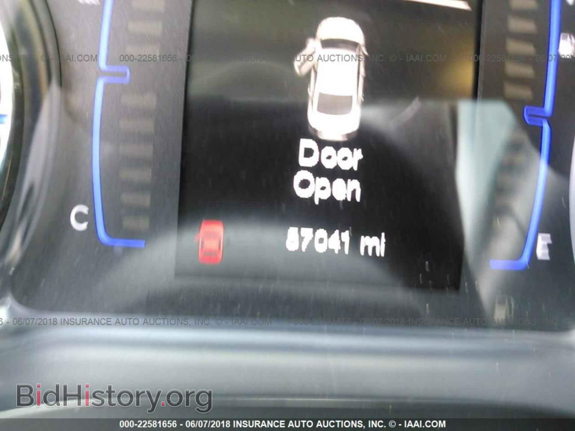 2015 Chrysler 200 - VIN: 1C3CCCBB8FN670237 - Photo 7