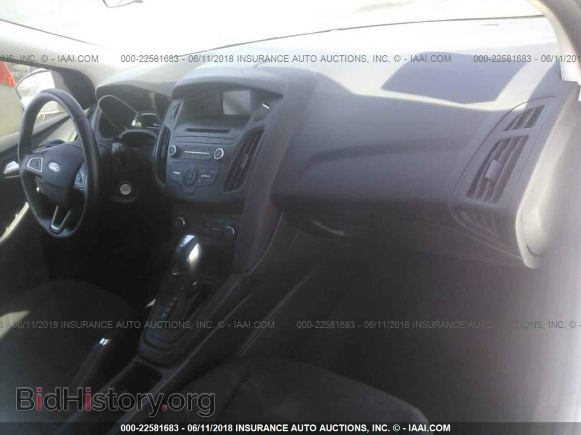 2015 Ford Focus - VIN: 1FADP3K23FL210974 - Фото 5