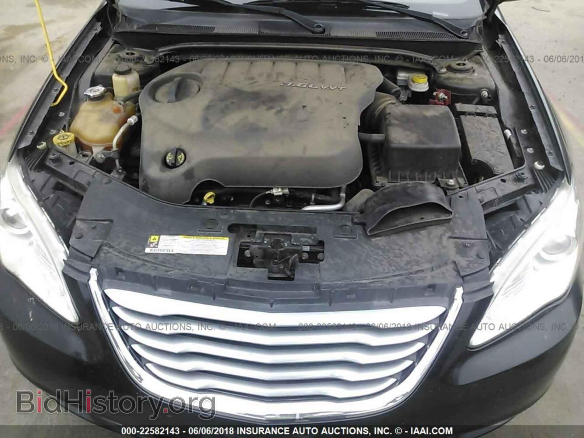 2013 Chrysler 200 - VIN: 1C3CCBBG0DN623870 - Photo 10