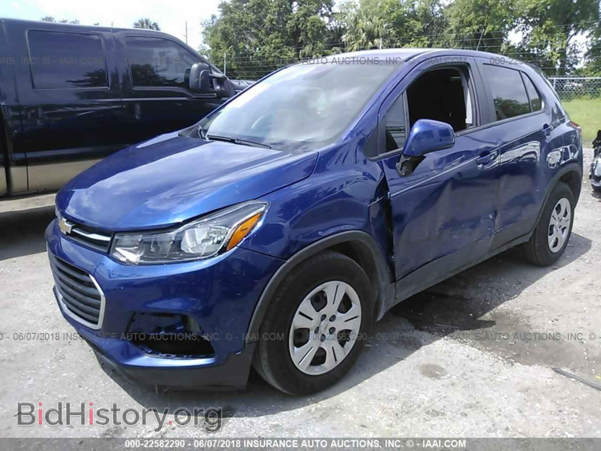 2017 Chevrolet Trax - VIN: 3GNCJKSB3HL132549 - Photo 6