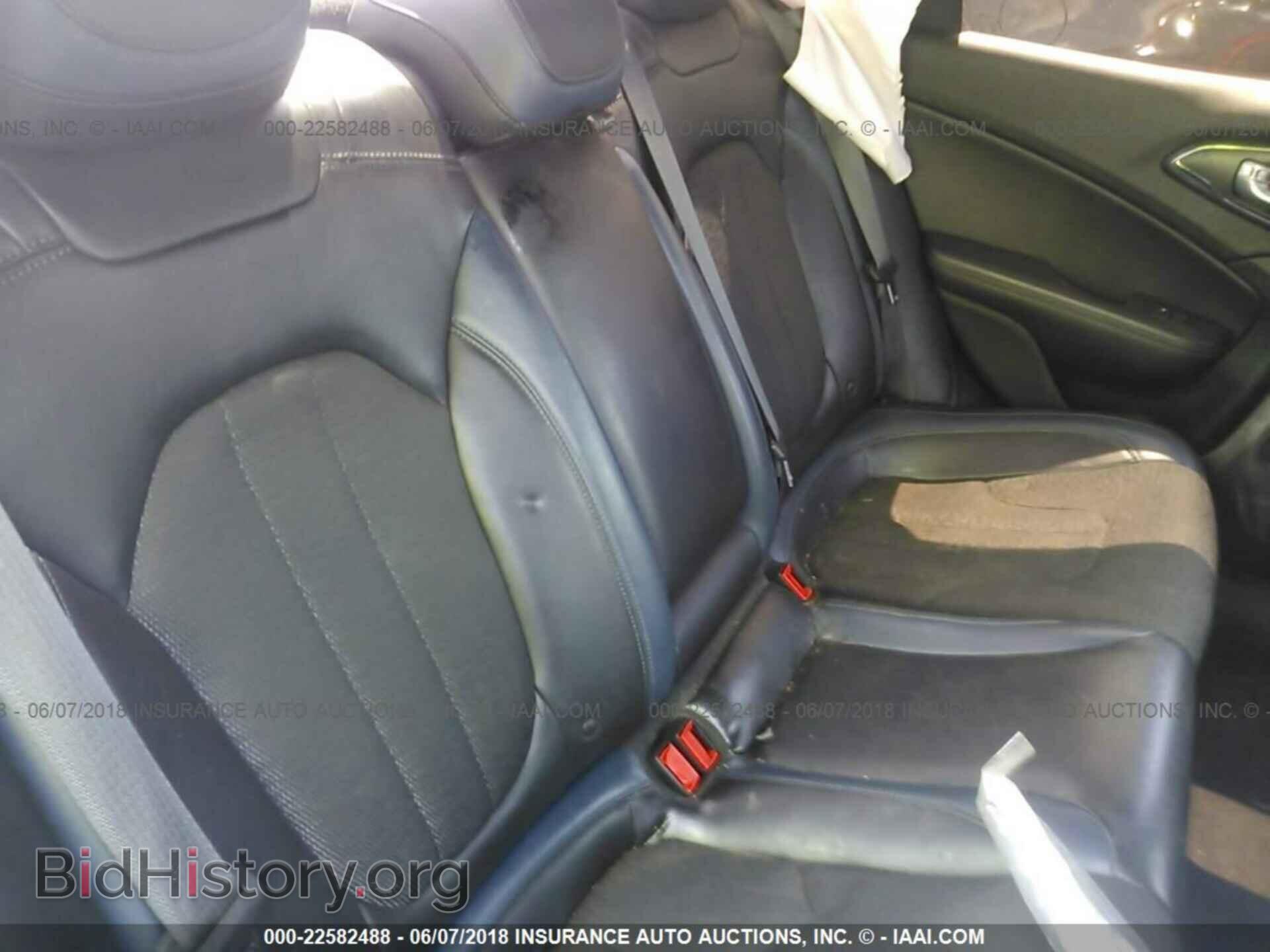 2015 Chrysler 200 - VIN: 1C3CCCBB2FN594188 - Фото 8