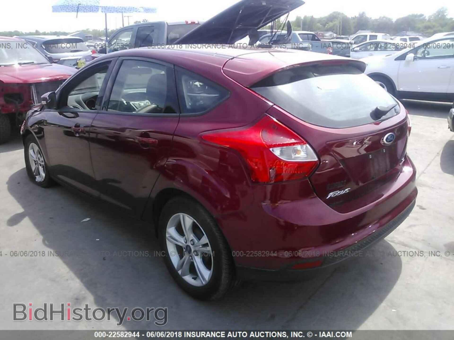 2014 Ford Focus - VIN: 1FADP3K29EL381565 - Фото 3