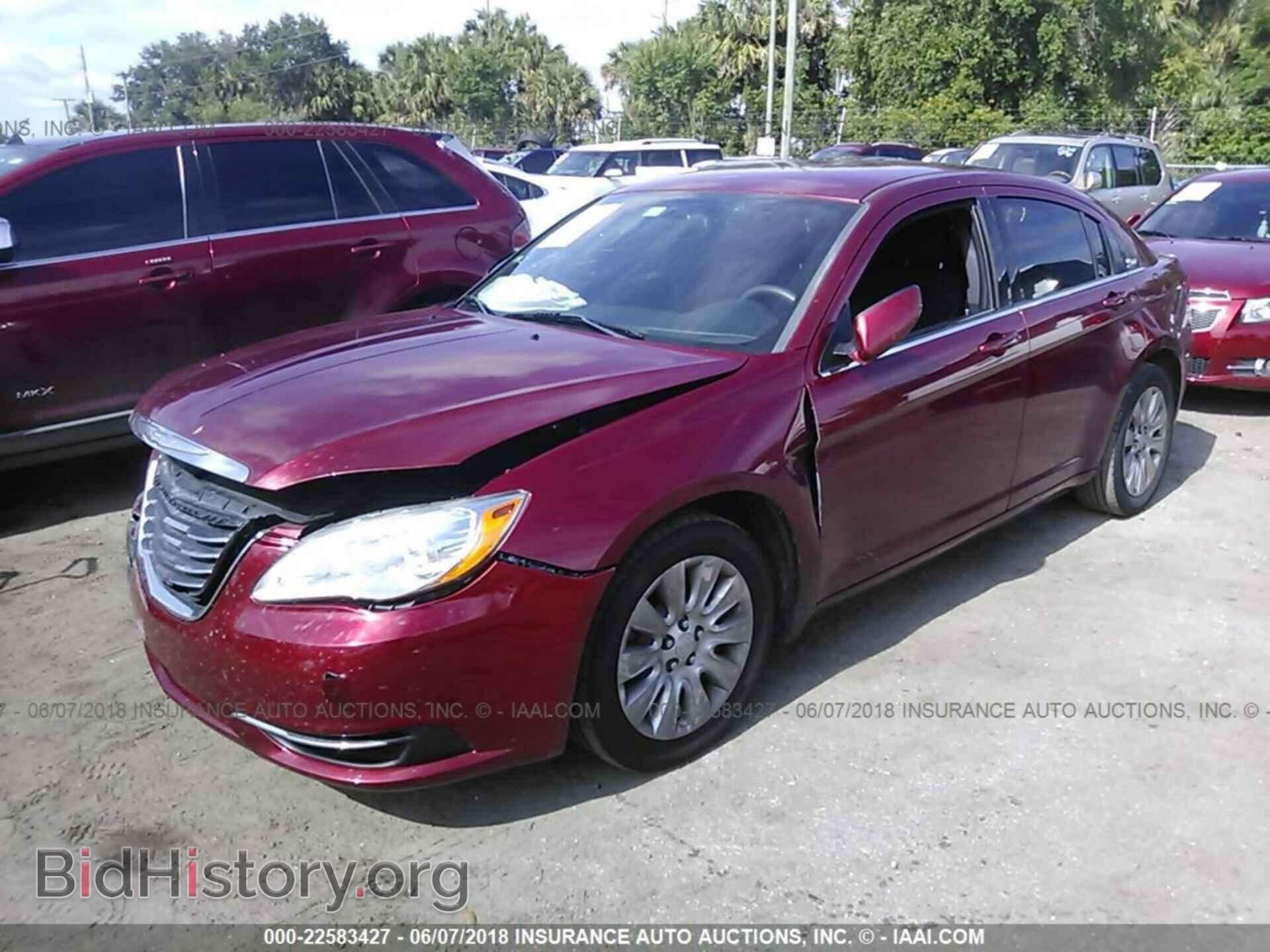 2013 Chrysler 200 - VIN: 1C3CCBAB7DN646858 - Photo 2