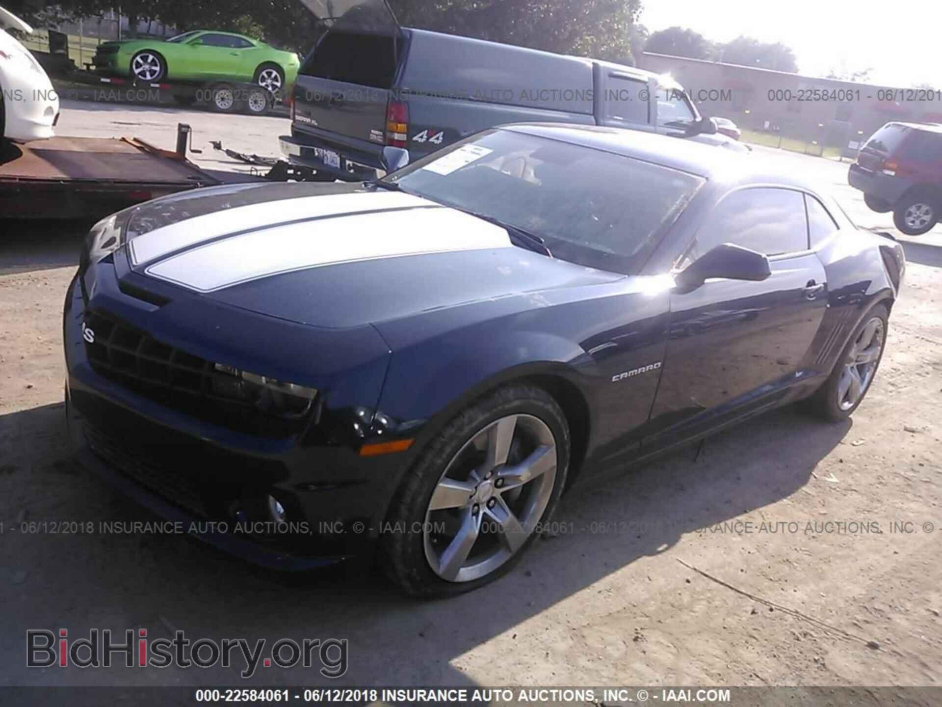 2011 Chevrolet Camaro - VIN: 2G1FT1EW2B9100767 - Фото 2