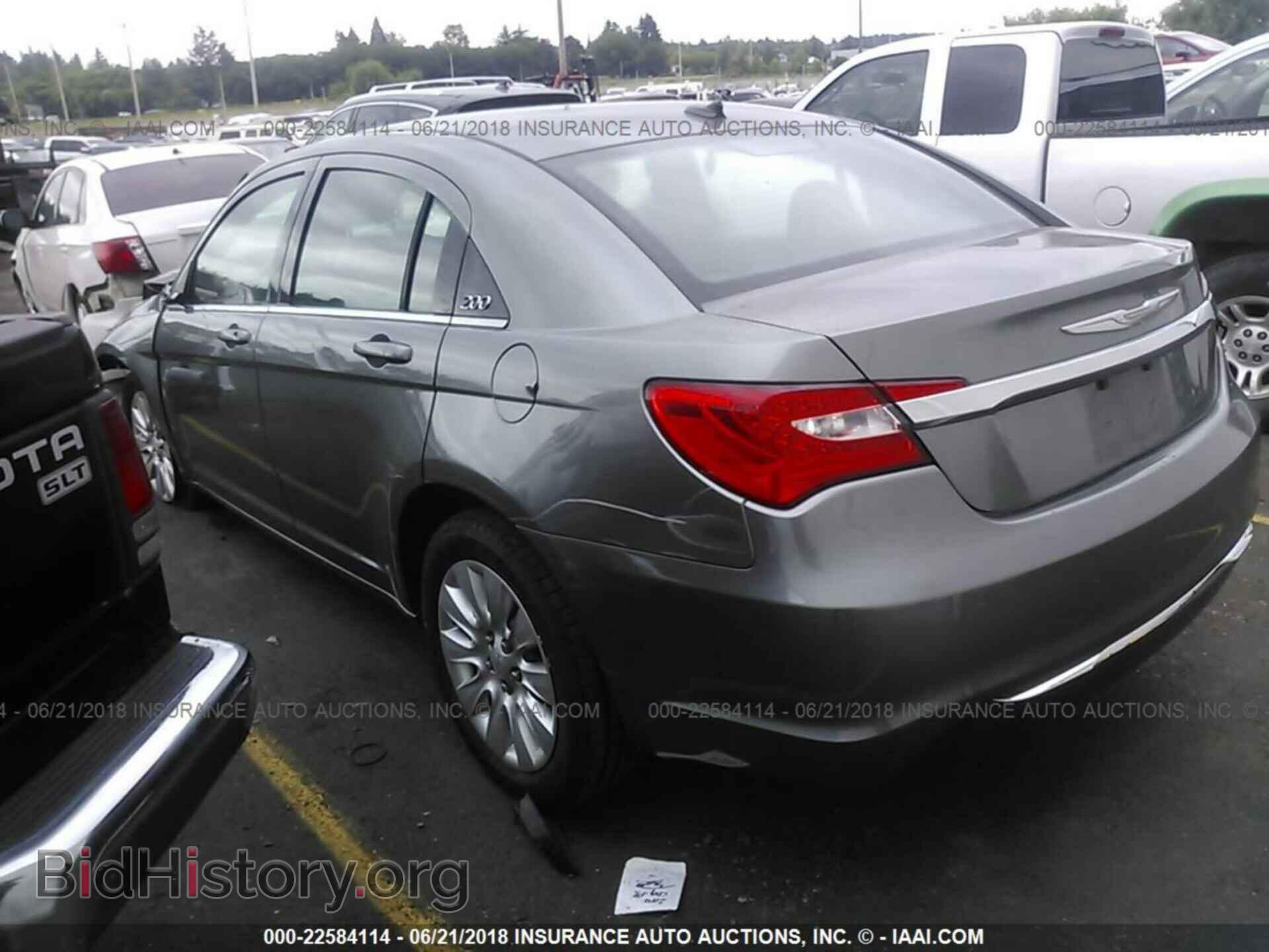 2013 Chrysler 200 - VIN: 1C3CCBAB4DN647188 - Фото 3