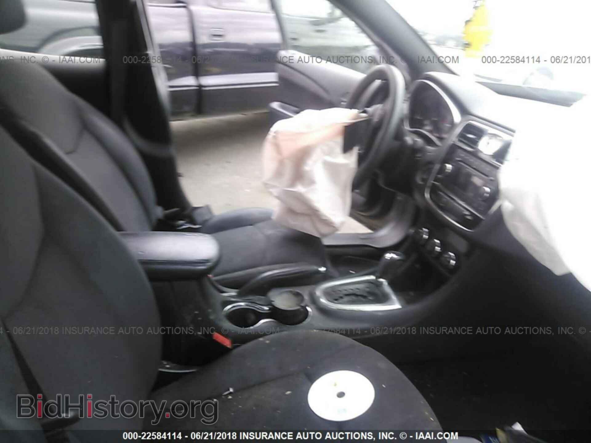 2013 Chrysler 200 - VIN: 1C3CCBAB4DN647188 - Фото 5