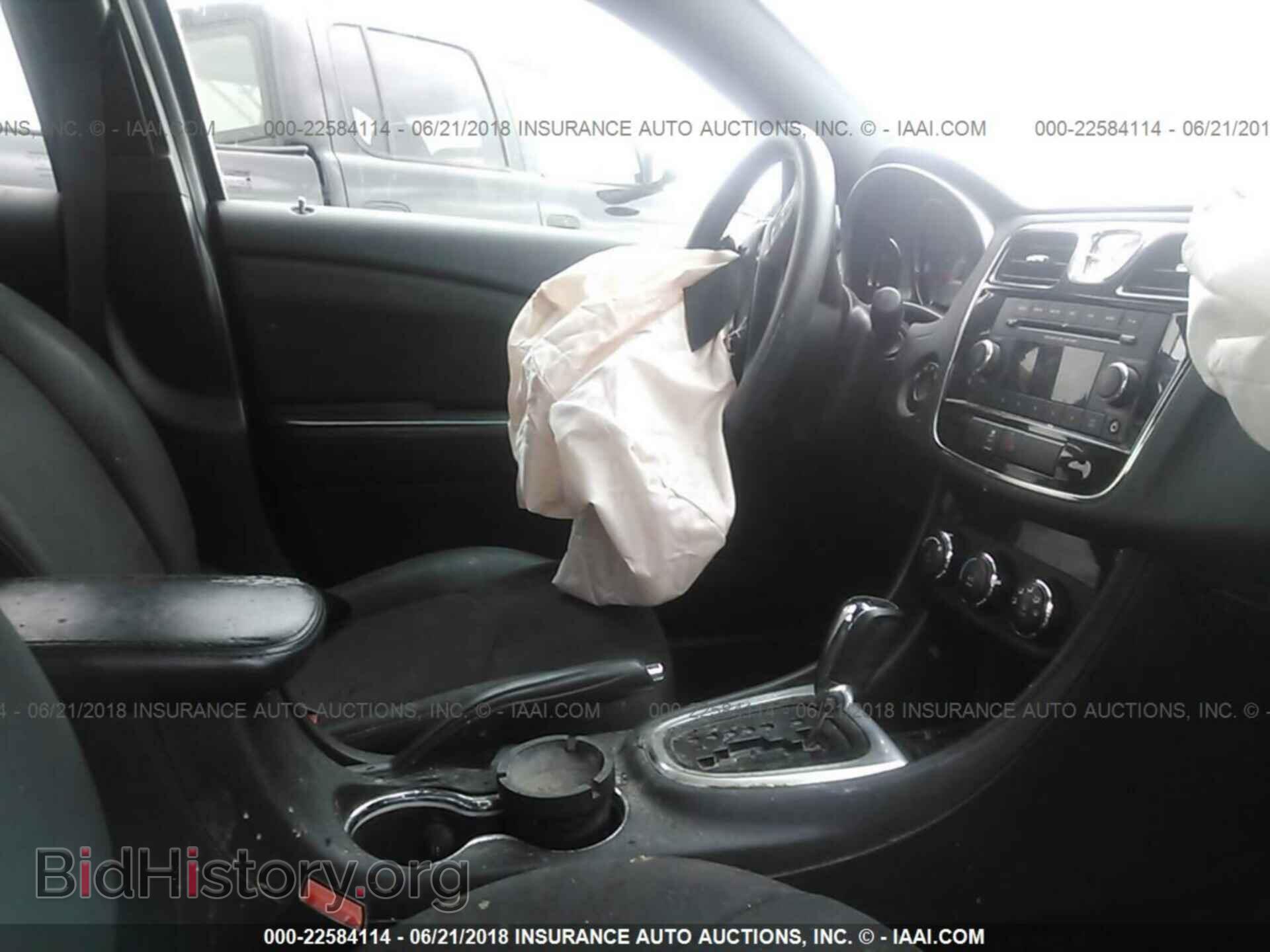 2013 Chrysler 200 - VIN: 1C3CCBAB4DN647188 - Фото 8