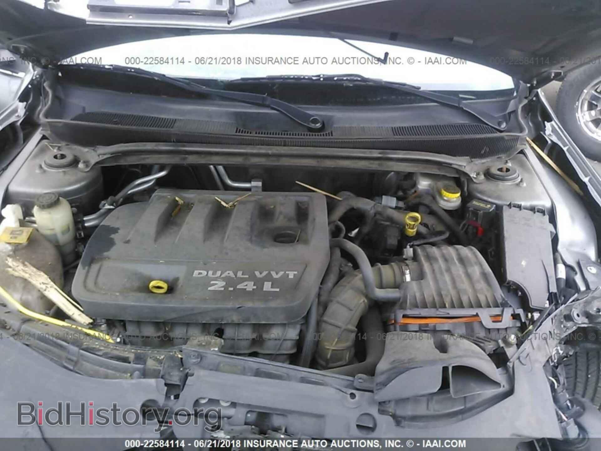 2013 Chrysler 200 - VIN: 1C3CCBAB4DN647188 - Фото 10
