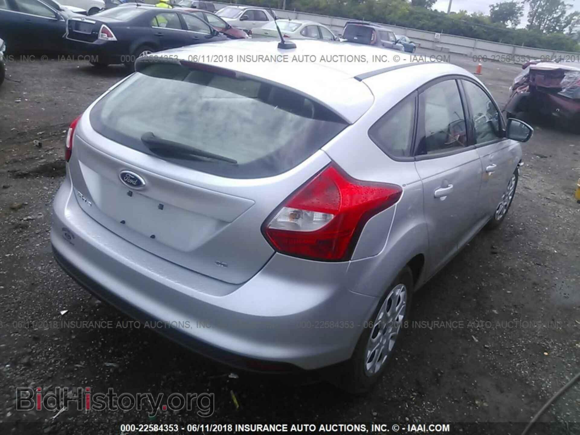 2012 Ford Focus - VIN: 1FAHP3K28CL253574 - Photo 4