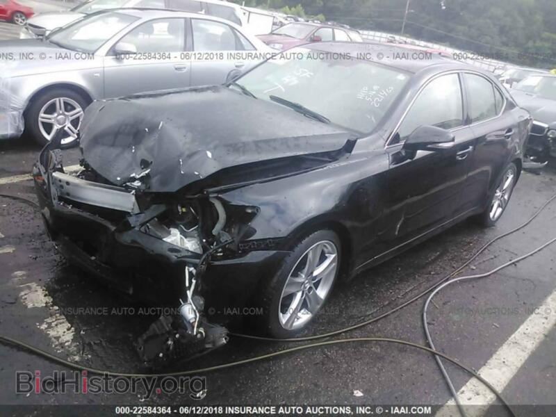 2011 Lexus IS (VIN JTHBF5C26B5142214) — фото 2 из 10