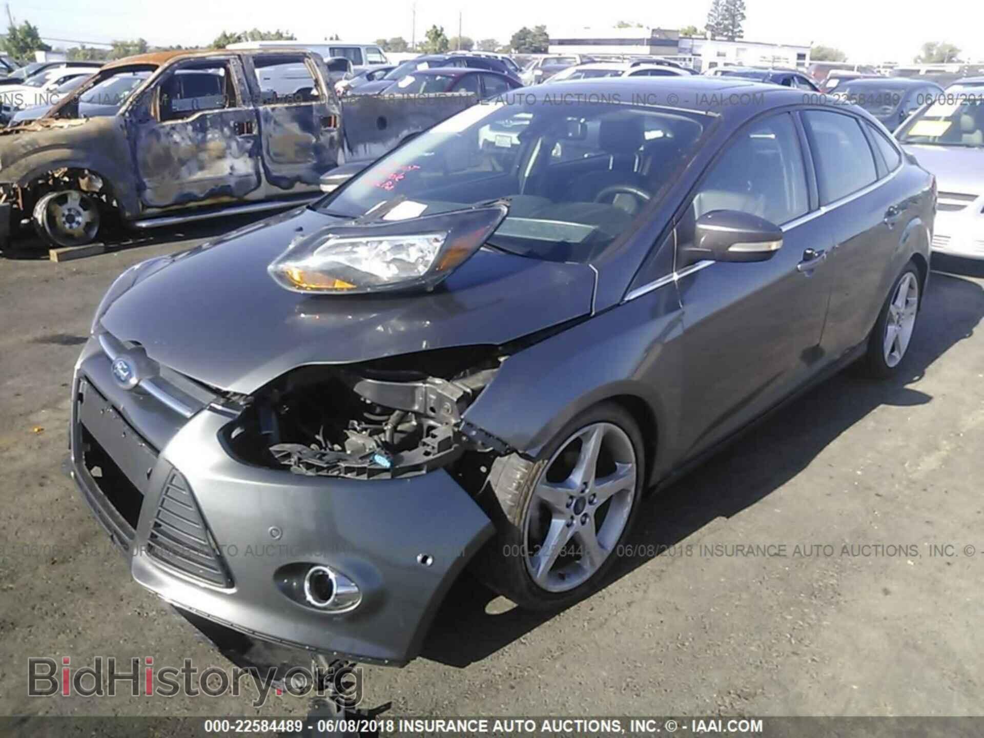 2012 Ford Focus - VIN: 1FAHP3J26CL330458 - Фото 2