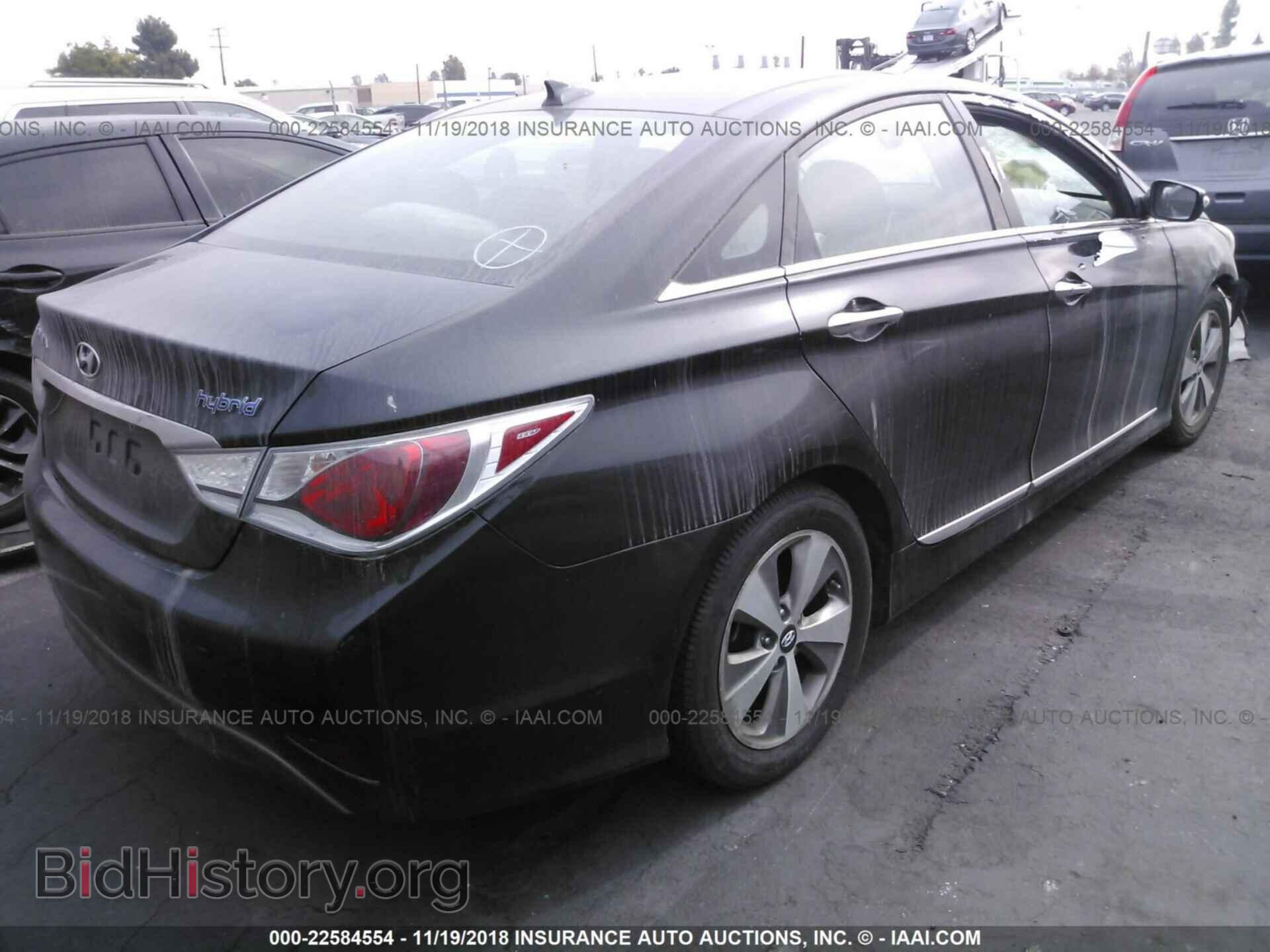 2012 Hyundai Sonata - VIN: KMHEC4A49CA054994 - Фото 4