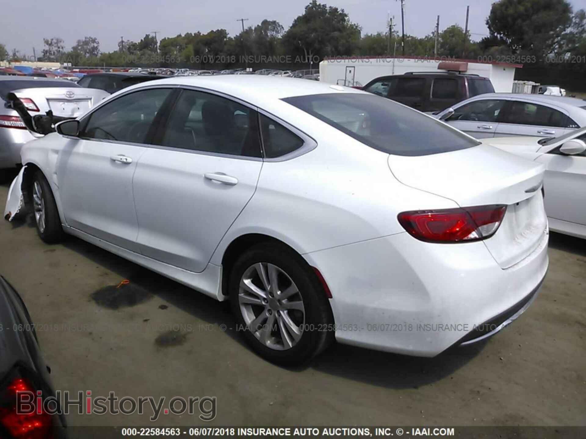 2015 Chrysler 200 - VIN: 1C3CCCAB9FN624661 - Фото 3