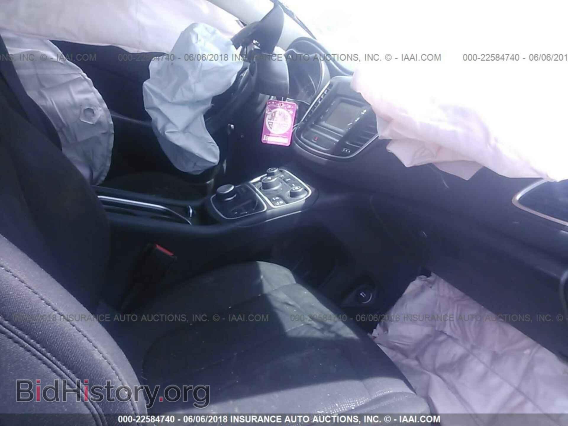 2016 Chrysler 200 - VIN: 1C3CCCAB5GN164948 - Фото 5