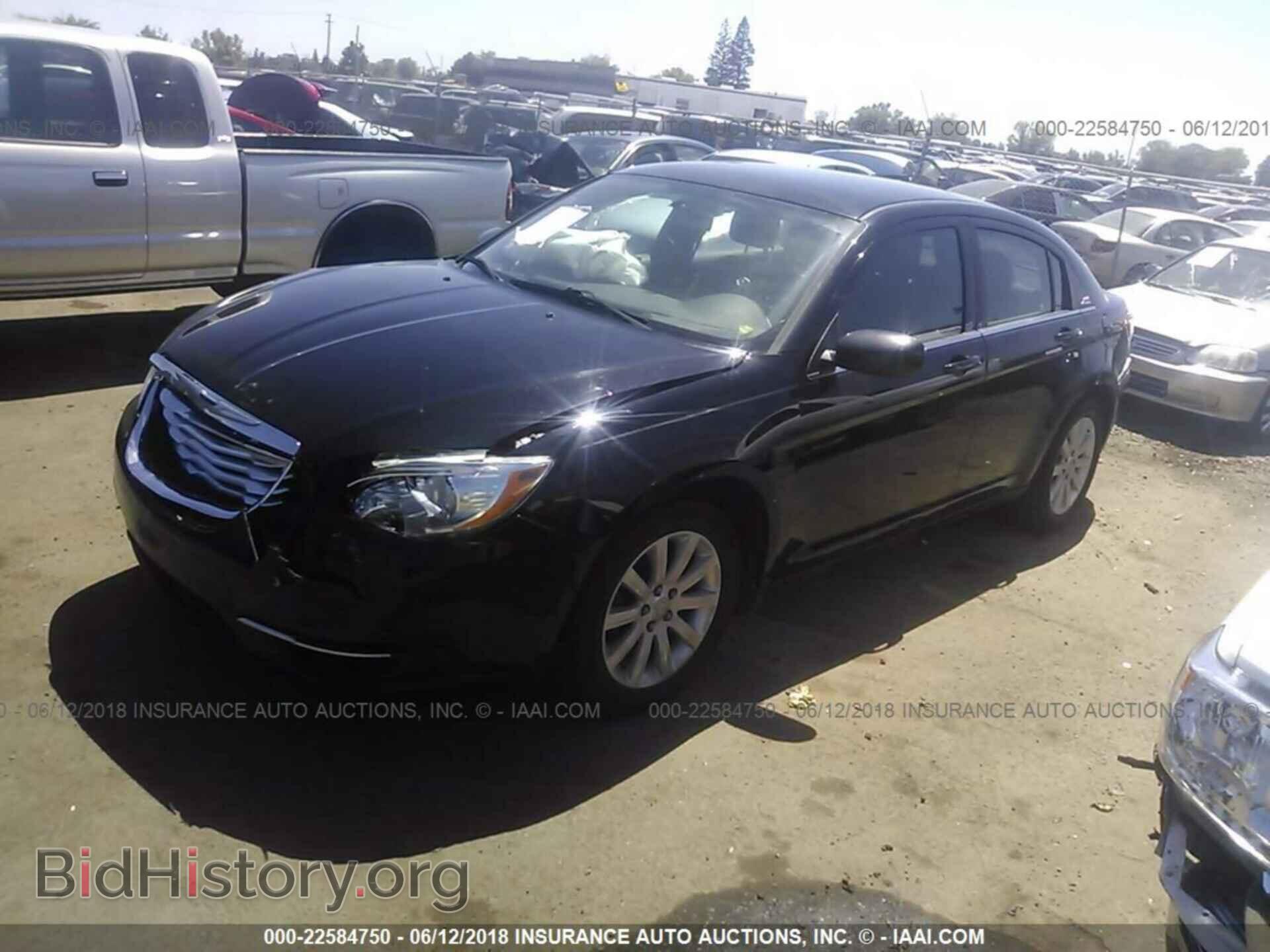 2012 Chrysler 200 - VIN: 1C3CCBBB6CN113445 - Фото 2