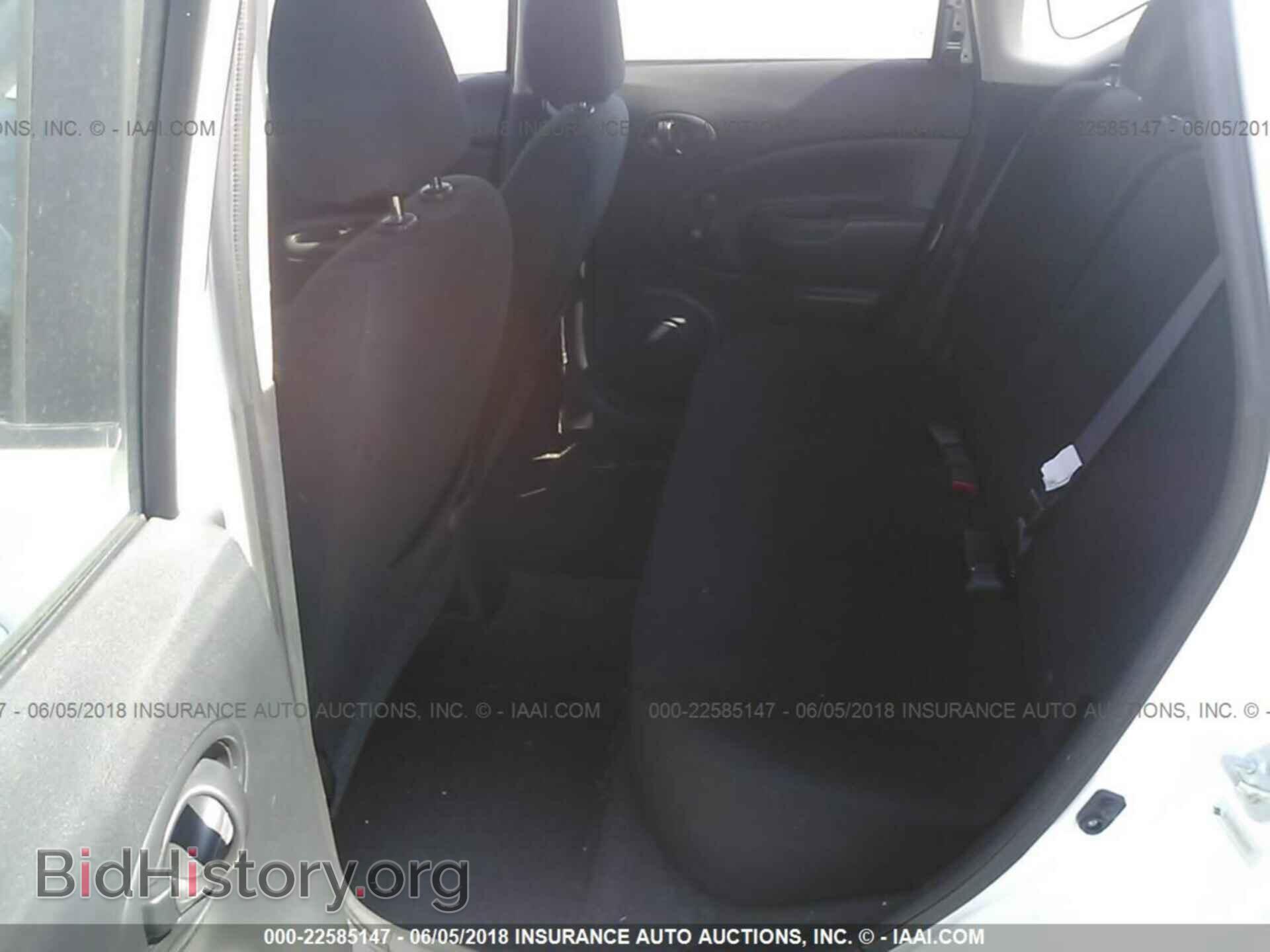 2014 Nissan Versa note - VIN: 3N1CE2CP4EL430727 - Photo 8