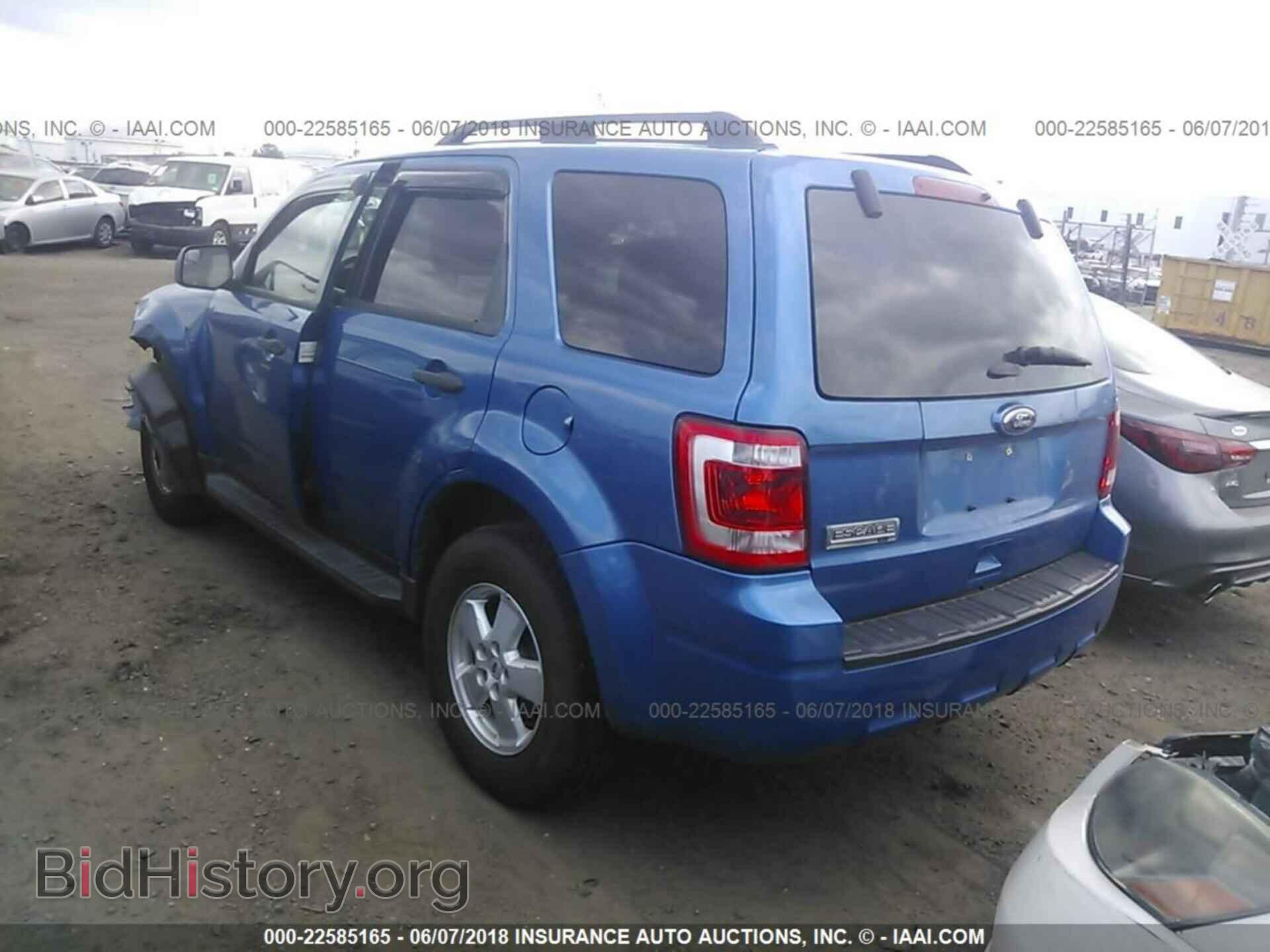 2012 Ford Escape - VIN: 1FMCU0D70CKB09278 - Фото 3